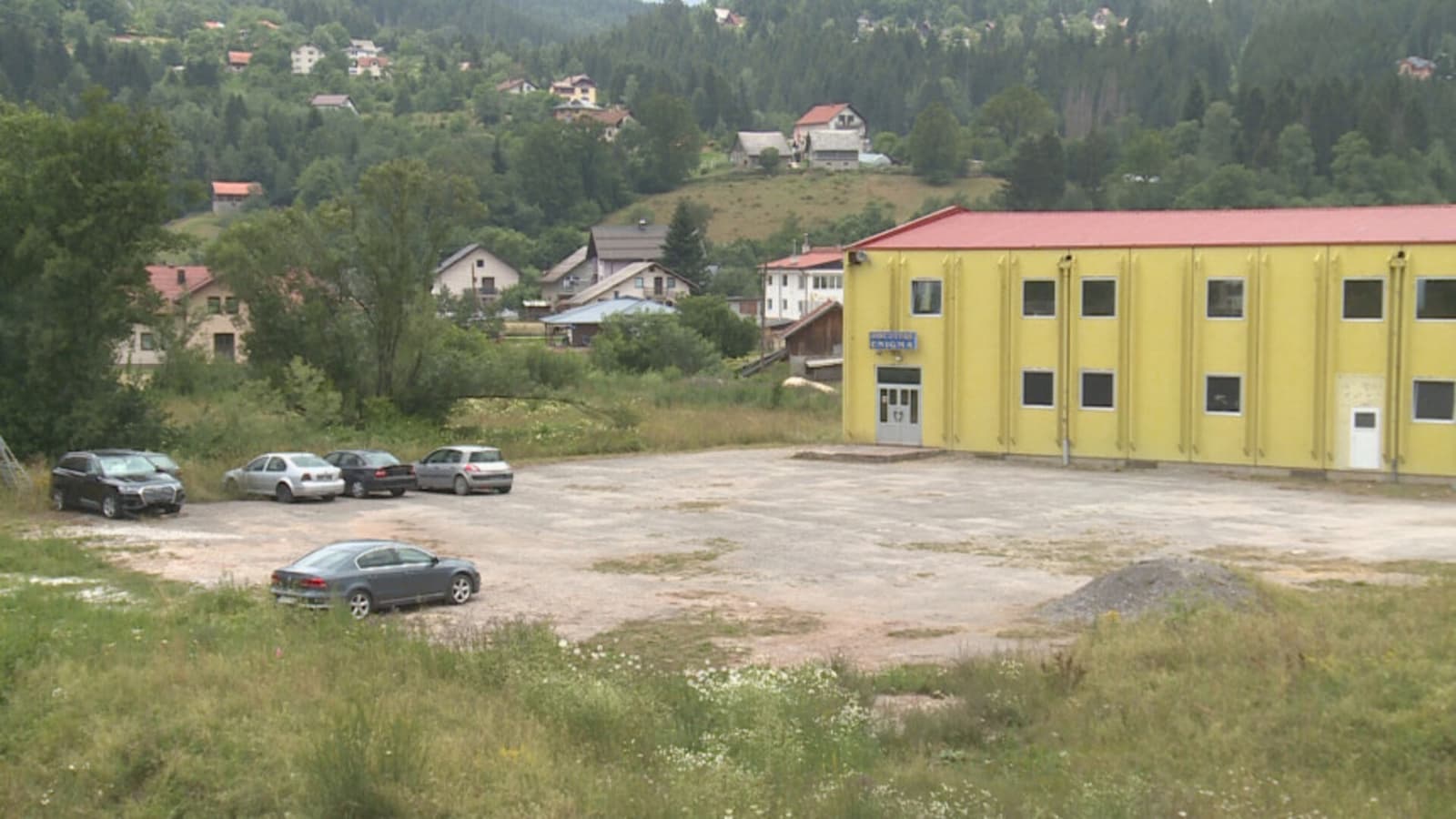 Brutalna racija MUP-a Rs na Palama, desetine mladih u bolnici - slika 1