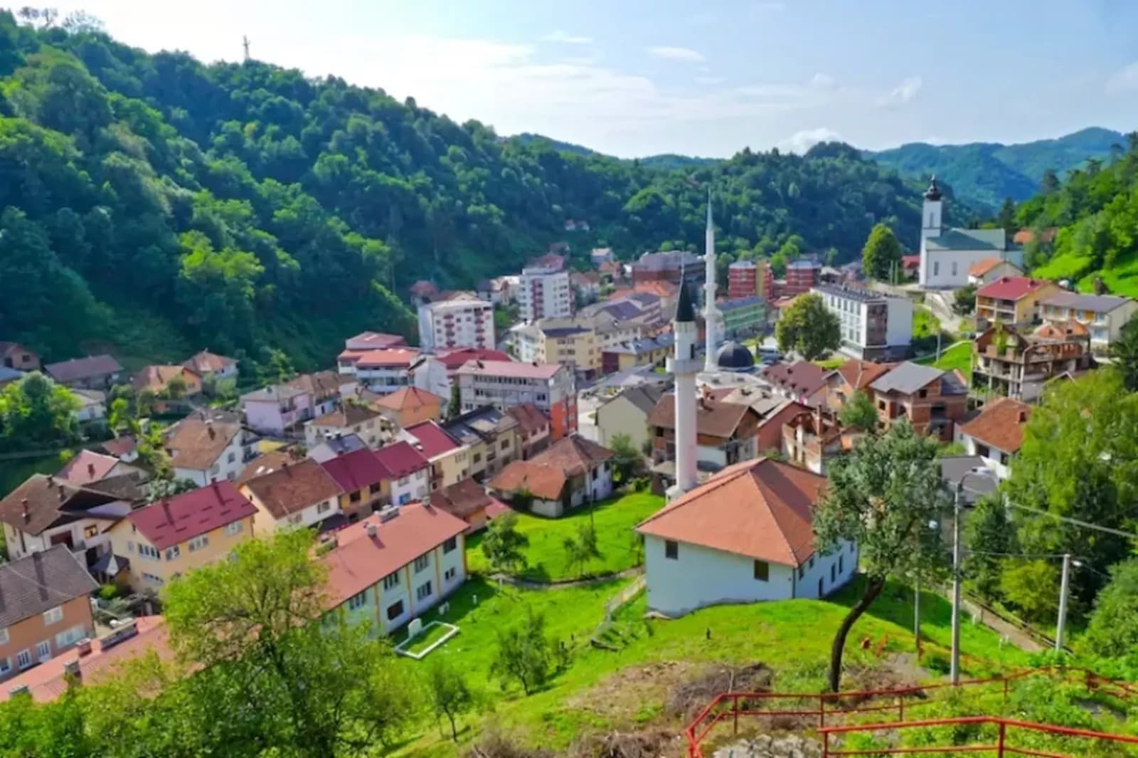 Ne treba Srebrenici distrikt, nego 30.000 ljudi - slika 1