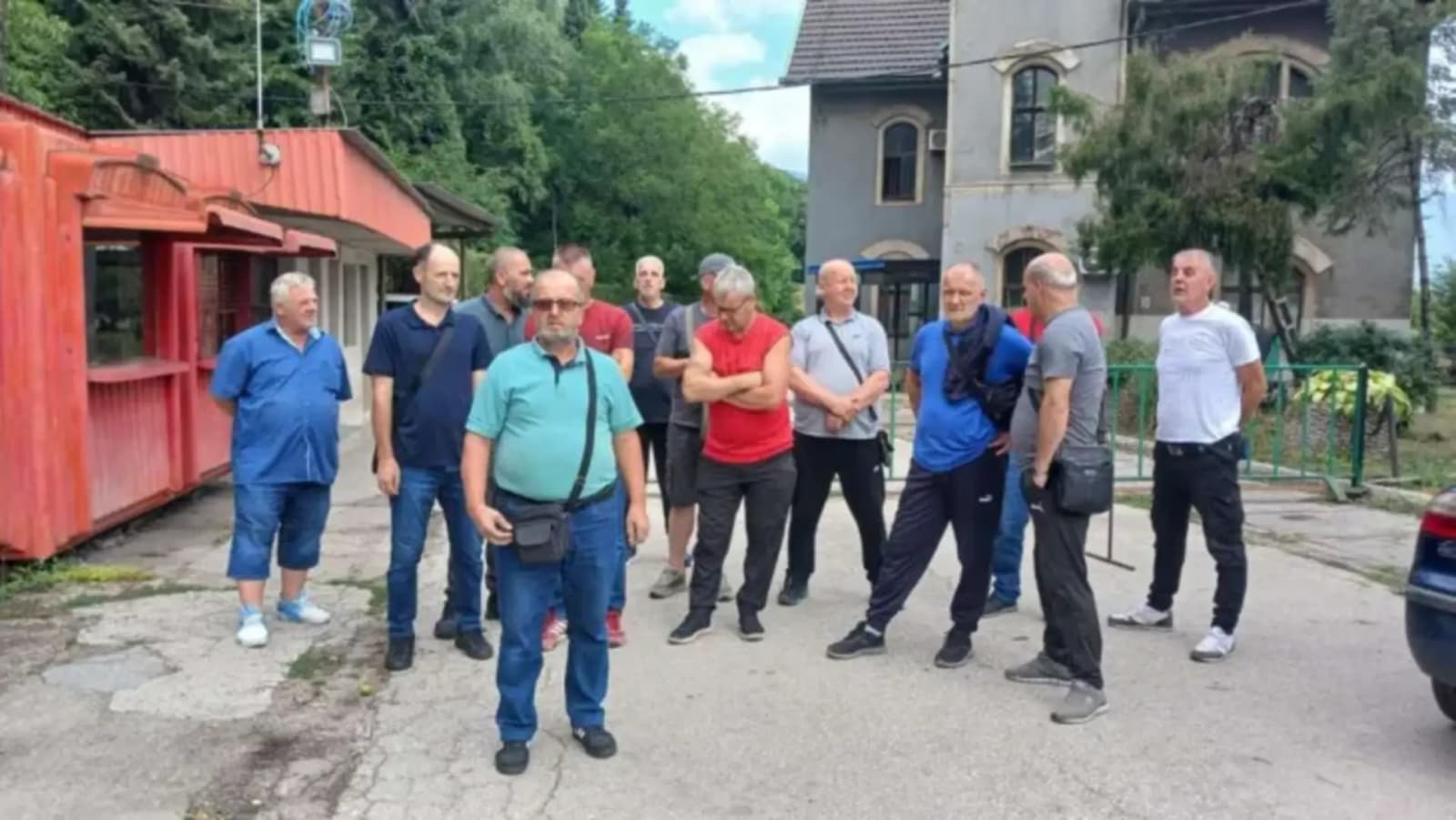 Bivši rudari RMU Zenica protestovali zbog neuplaćenih doprinosa - slika 1