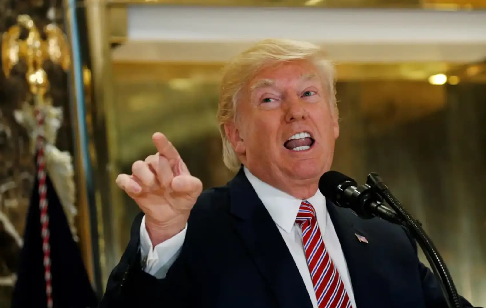 Trump: SAD ponovo uvodi blokadu iranskih luka - slika 1