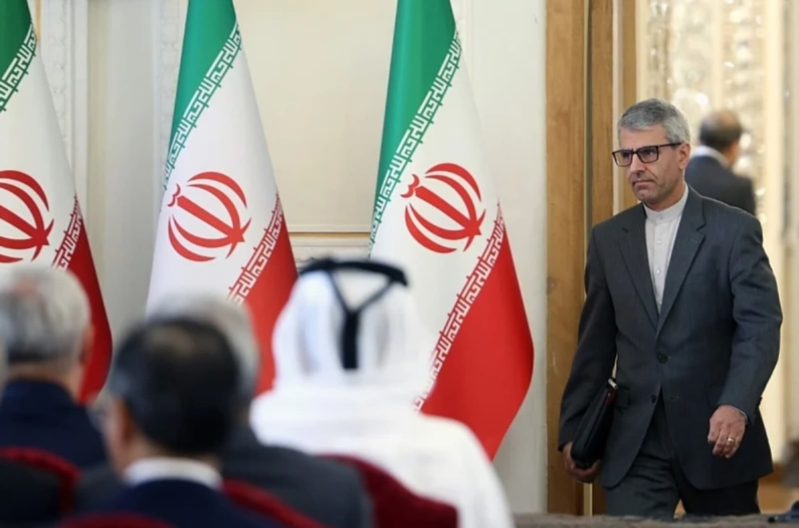 Iran poručio da nema planove za pregovore sa SAD-om i najavio čvrst odgovor na američke napade - slika 1