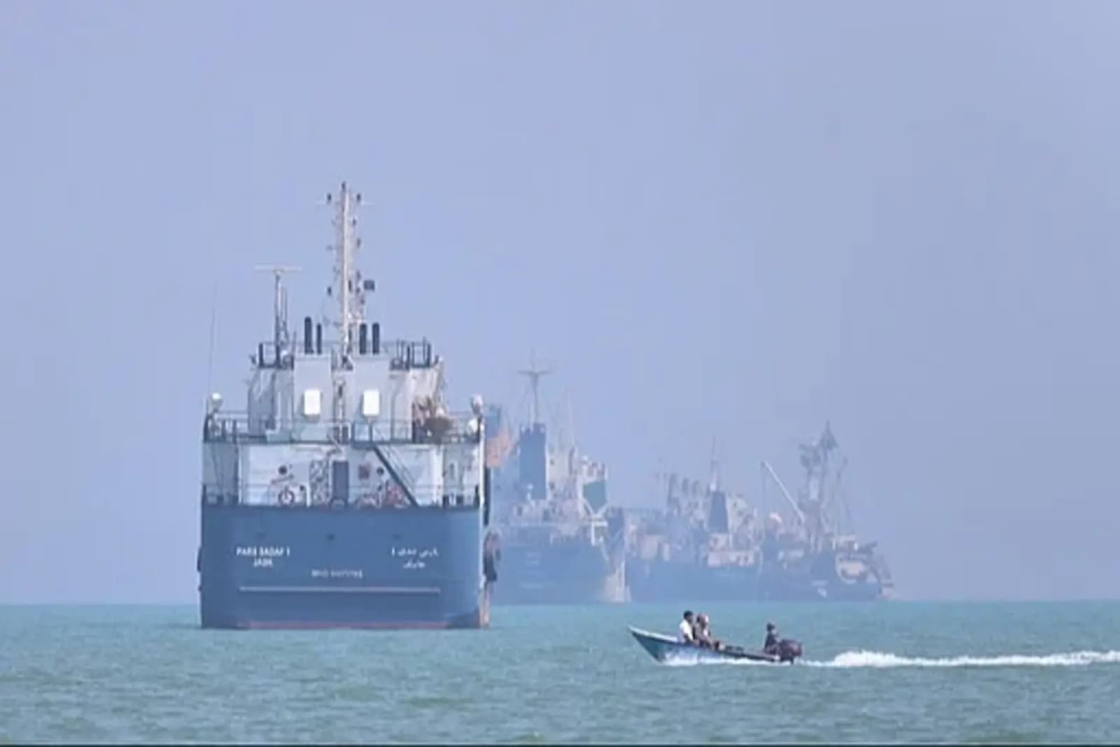 SAD pogodio naftni tanker u Hormuzu, koristili rakete "Hellfire" - slika 1