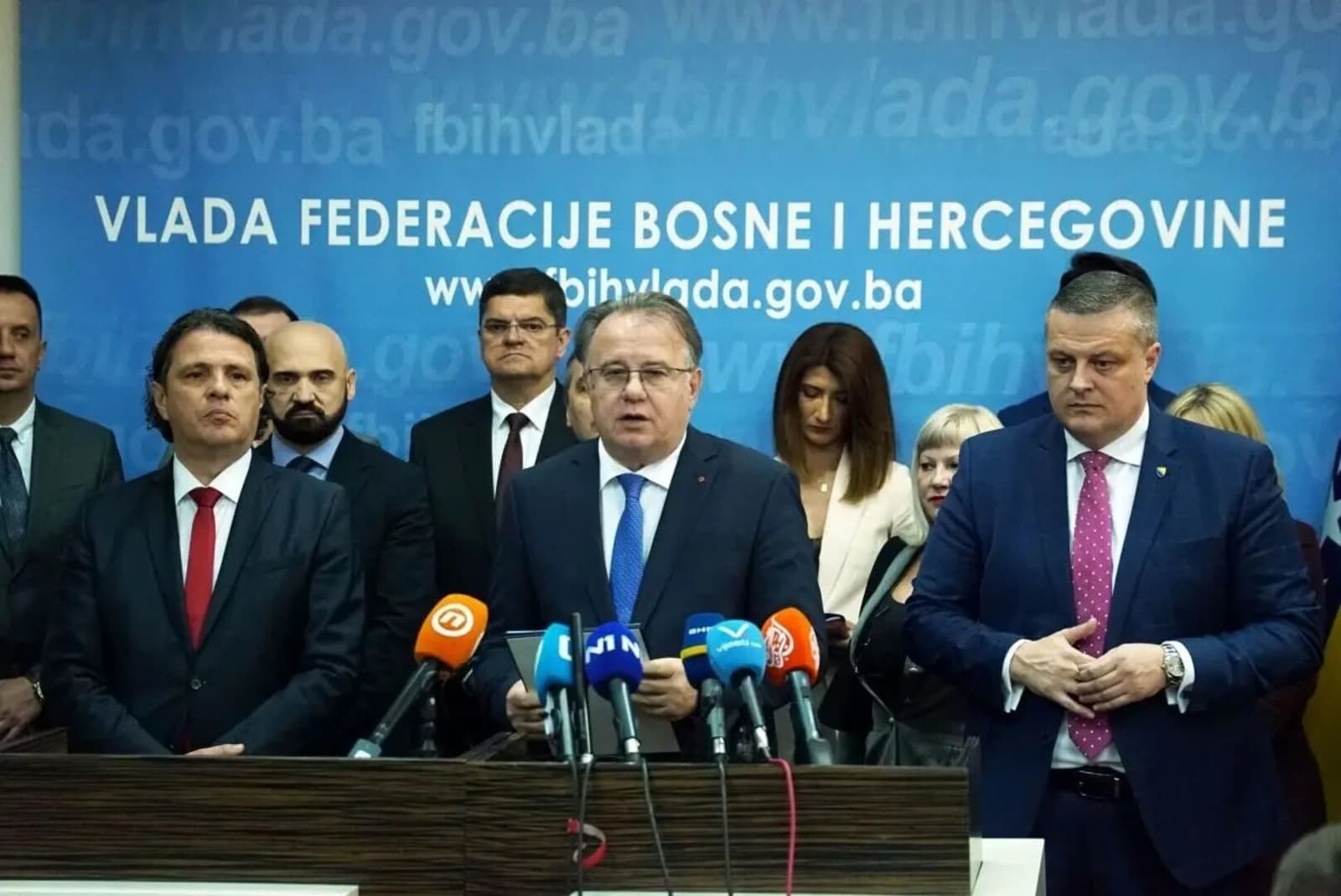 POLITICKI.BA SAZNAJE: Vlada F BiH danas neće razmatrati kupovinu Telemacha - slika 1