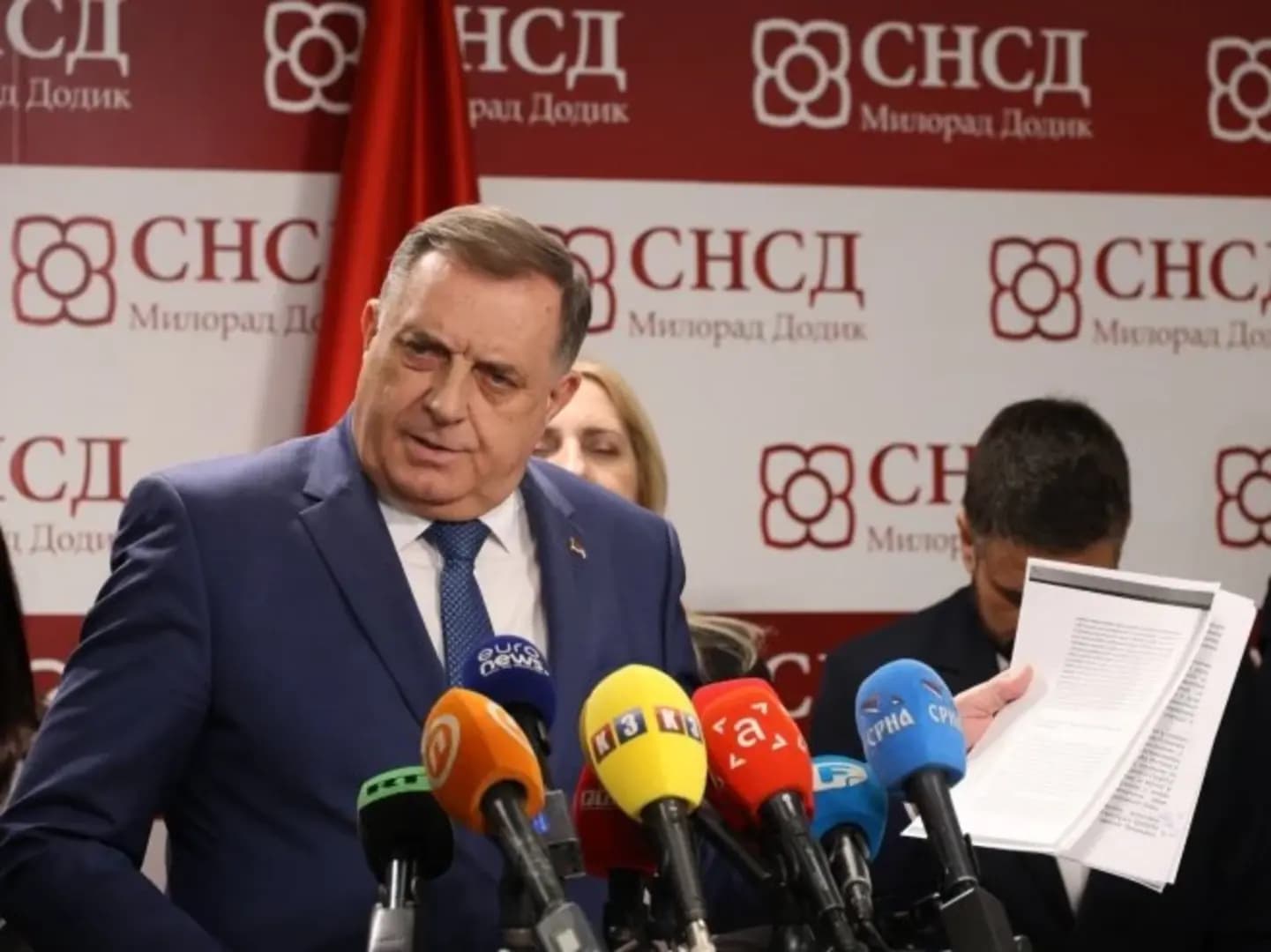 Ko je od Bošnjaka iz Trojke spreman na izdaju: Dodik traži da se Ćulum ponovo imenuje na čelo SIPA-e! - slika 1