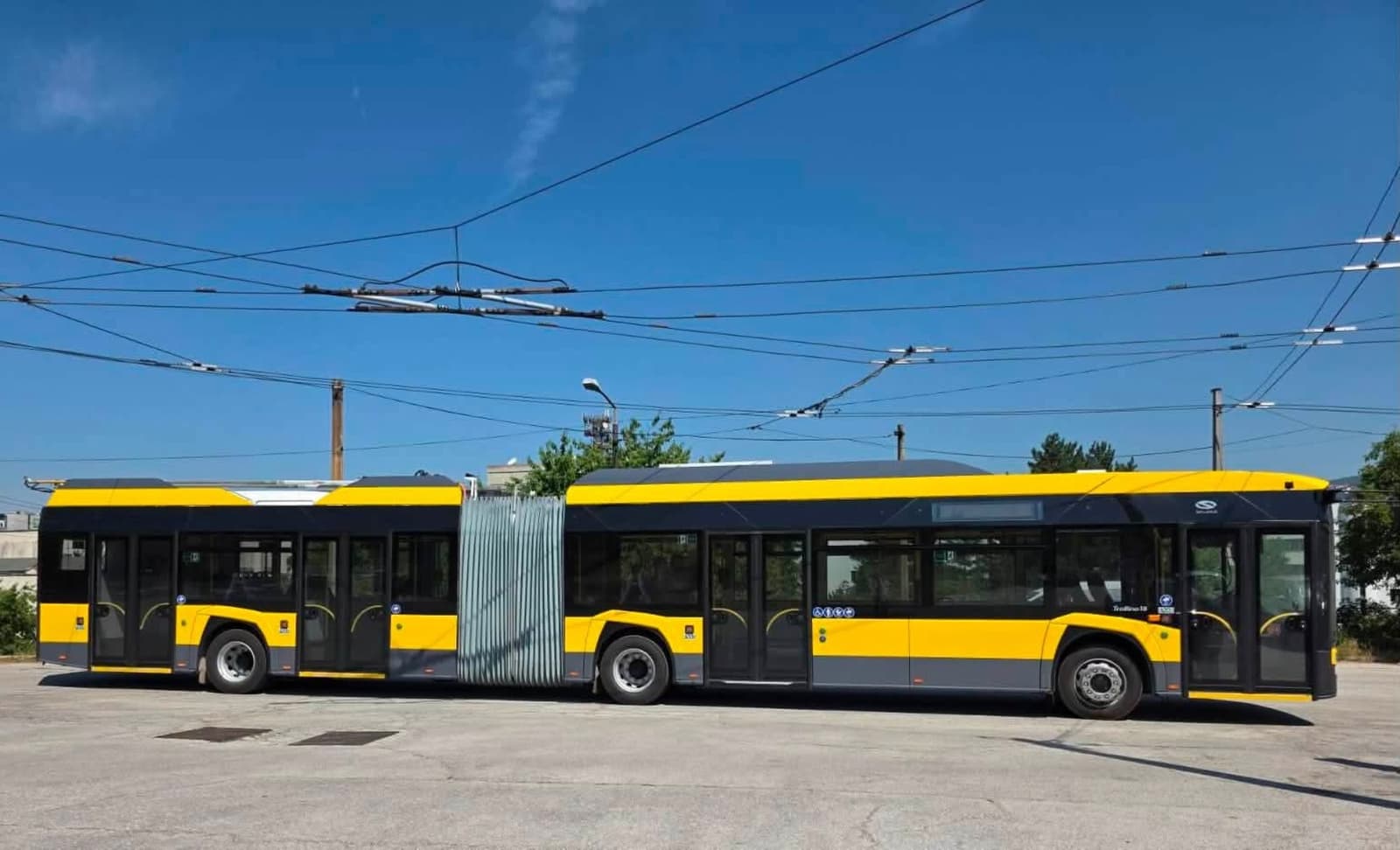 U Sarajevo stigla dva nova Solaris trolejbusa - slika 1