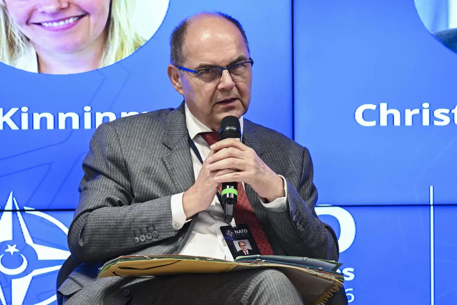 Christian Schmidt otvoreno o odlasku: Amerikanci su napravili grešku kada su tražili moju ostavku, a Dodika nisam smijenio zbog rizika od sukoba - slika 1