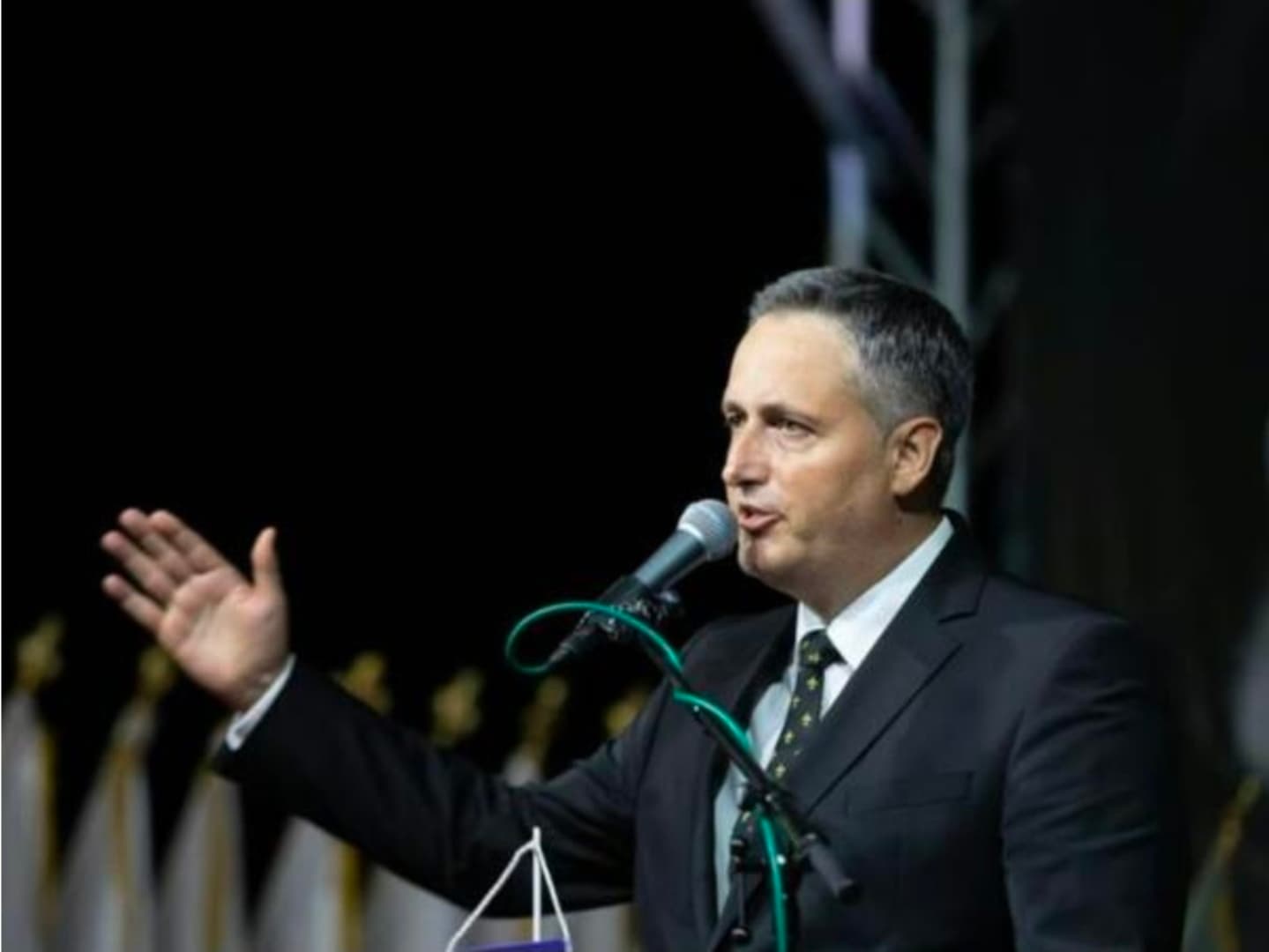 Bećirović: Mladi će ostajati u domovini ukoliko im ponudimo priliku - slika 1