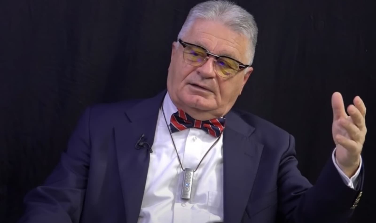 Semir Osmanagić, Dejan Lučić i piramida zaglupljivanja - slika 1