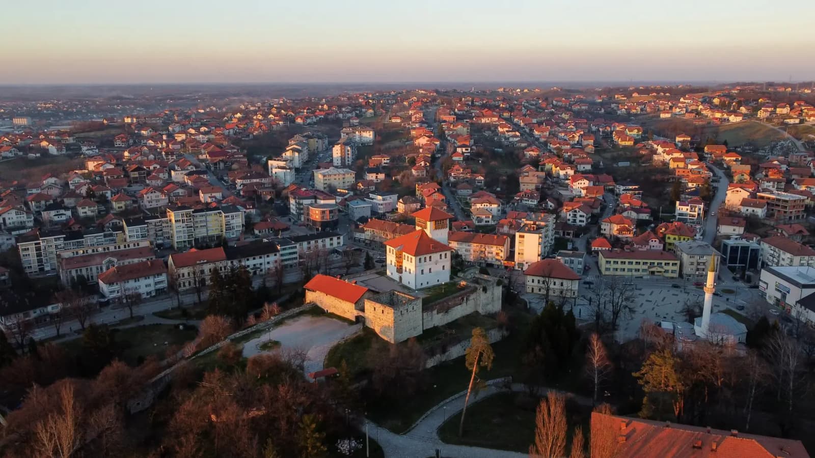 Sindikat radnika trgovine: Zašto Vlada FBiH toleriše anarhiju u Gradačcu? - slika 1