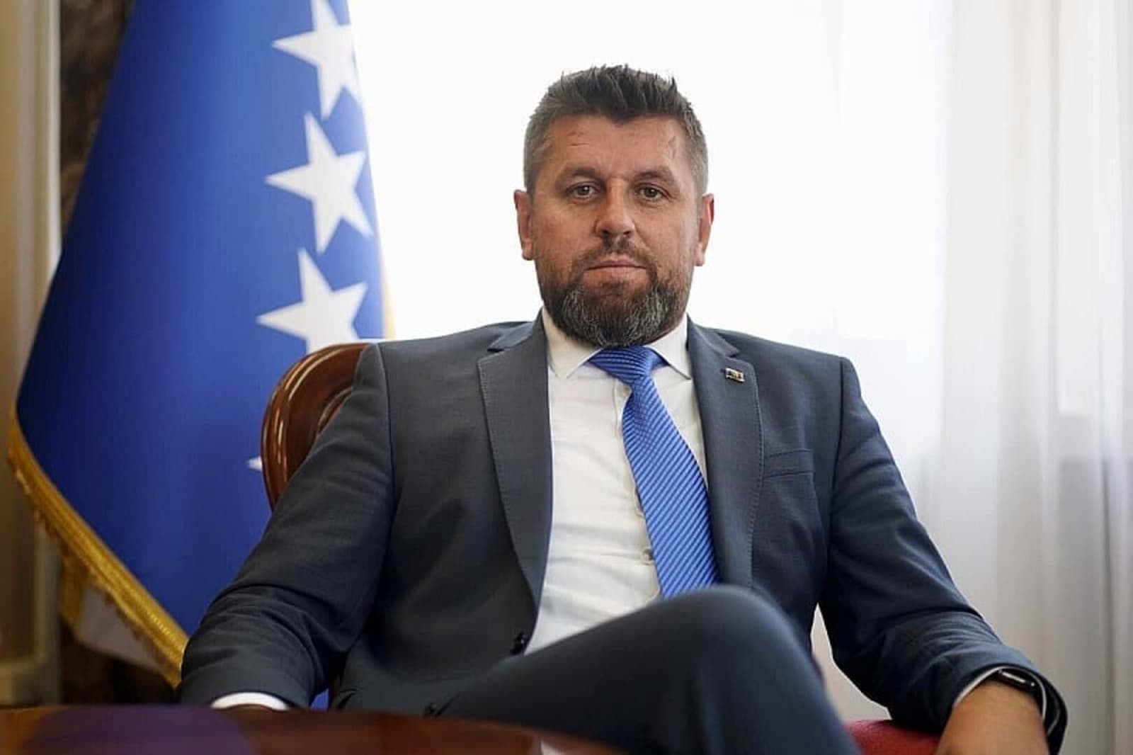 Duraković o skandaloznoj regati u Bajinoj Bašti: Pozivaju Bošnjake pa veličaju ratne zločince - slika 1