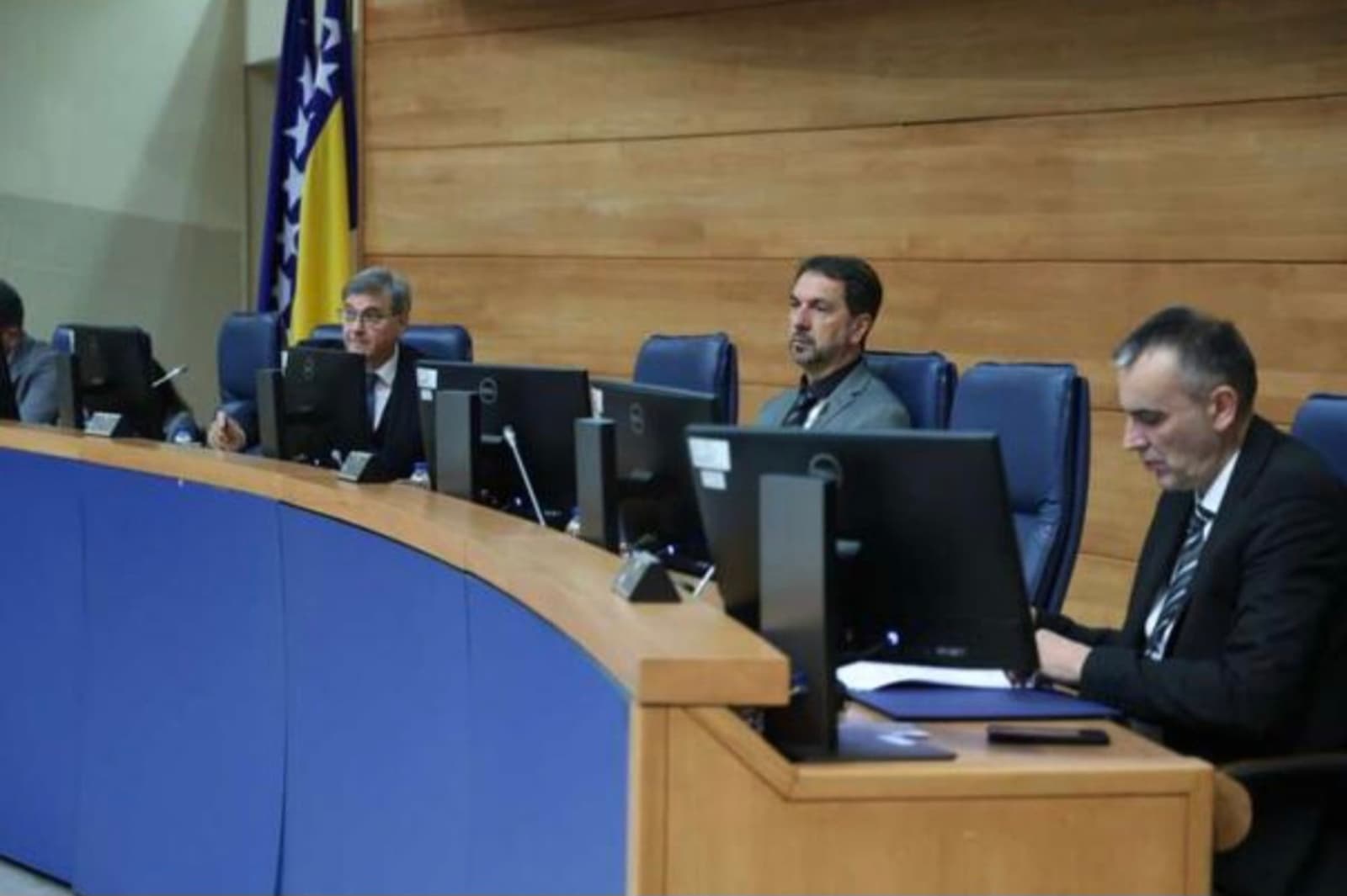Dvije sjednice Predstavničkog doma: O budžetu, električnim romobilima, državljanstvu... - slika 1