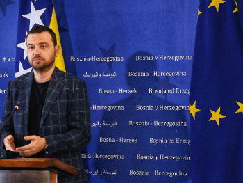 Magazinović pozvao Dom naroda da na dnevni red uvrsti zakon o jeftinijem gorivu
