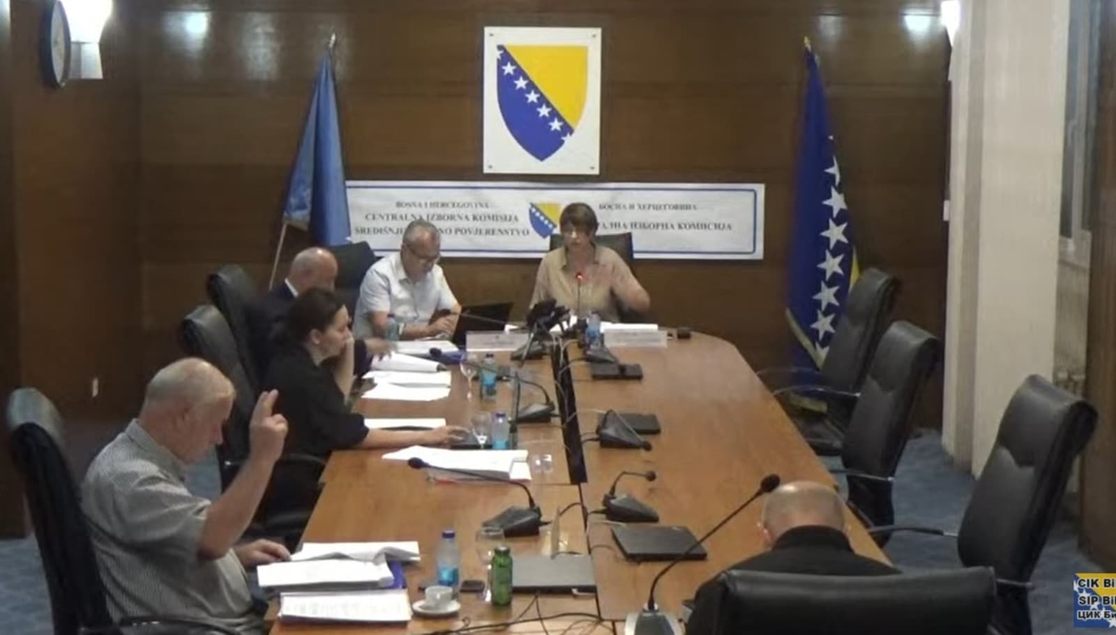CIK odlučio: Glasački listić za izbor članova Predsjedništva BiH nosit će neustavan naziv “bošnjački/hrvatski/srpski član” - slika 1