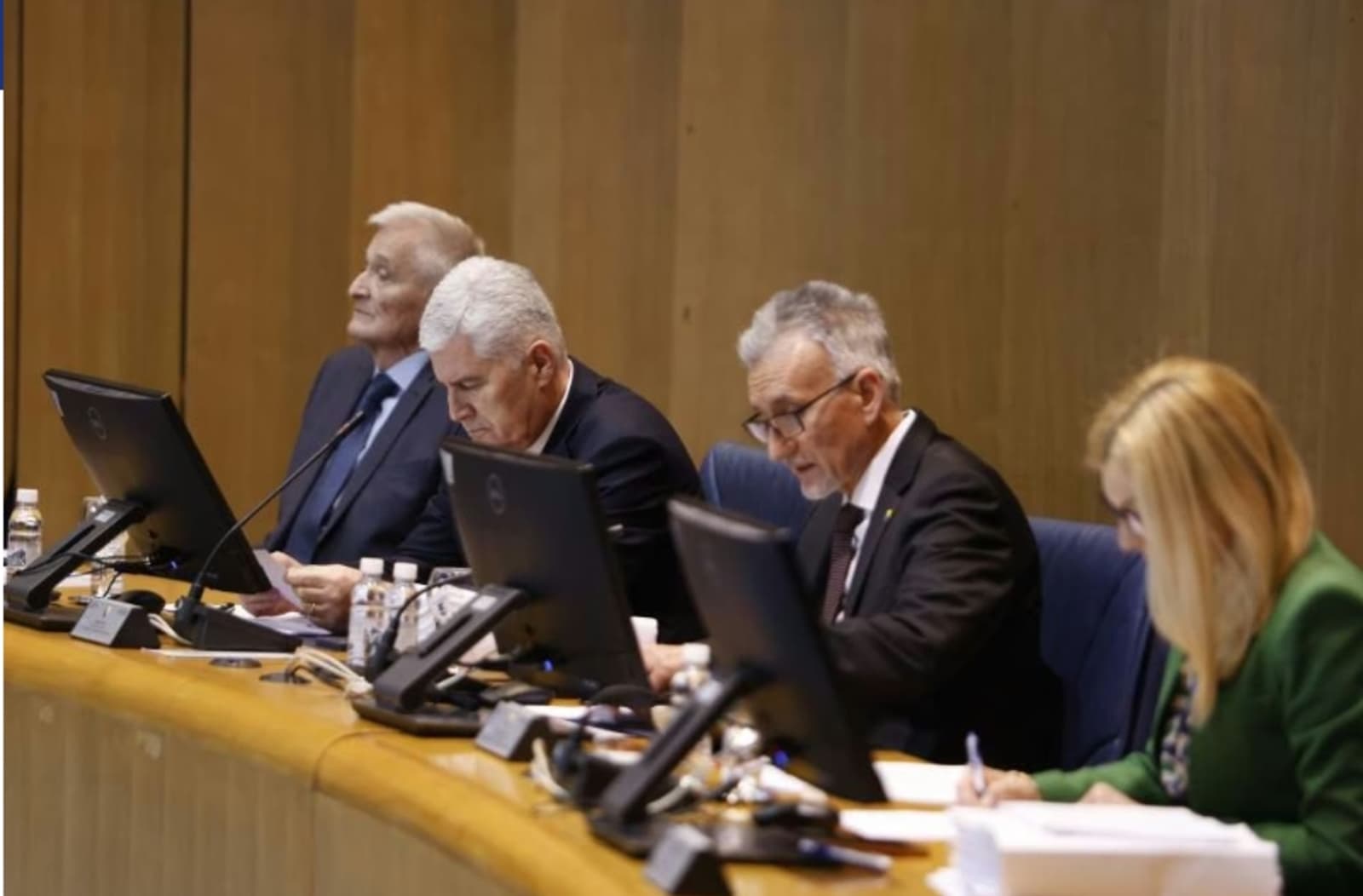 Dom naroda BiH u ponedjeljak odlučuje o budžetu i izmjenama dva zakona - slika 1