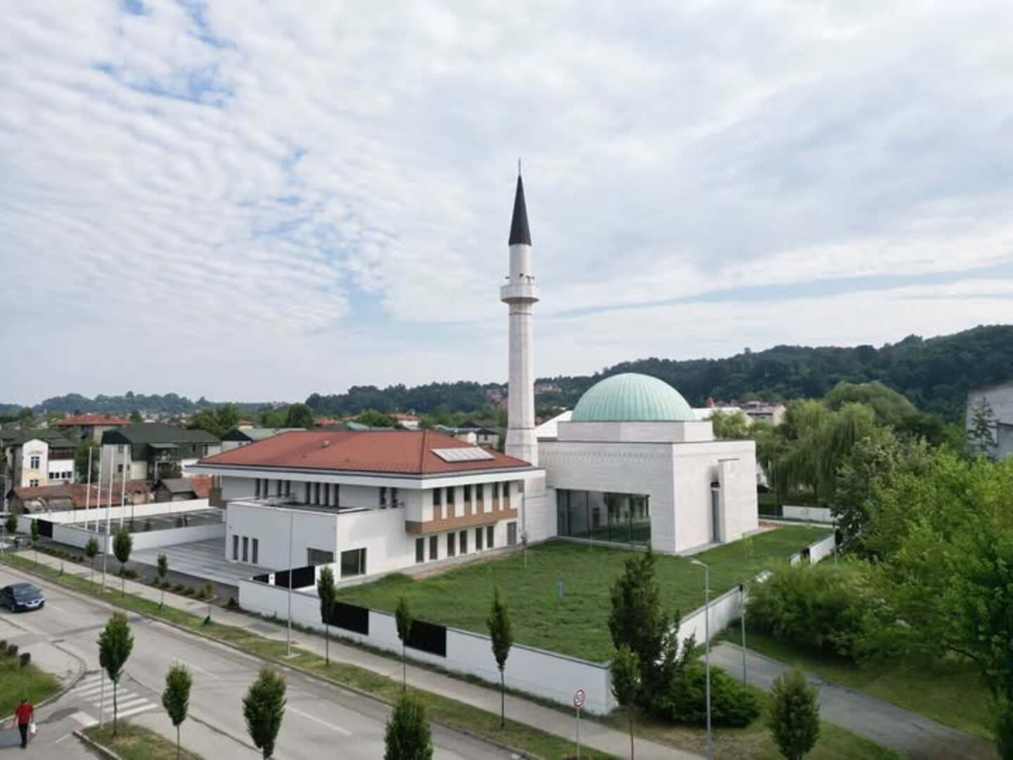 Lukavac dobija novi Islamski centar i džamiju: Svečano otvorenje 15. augusta - slika 1