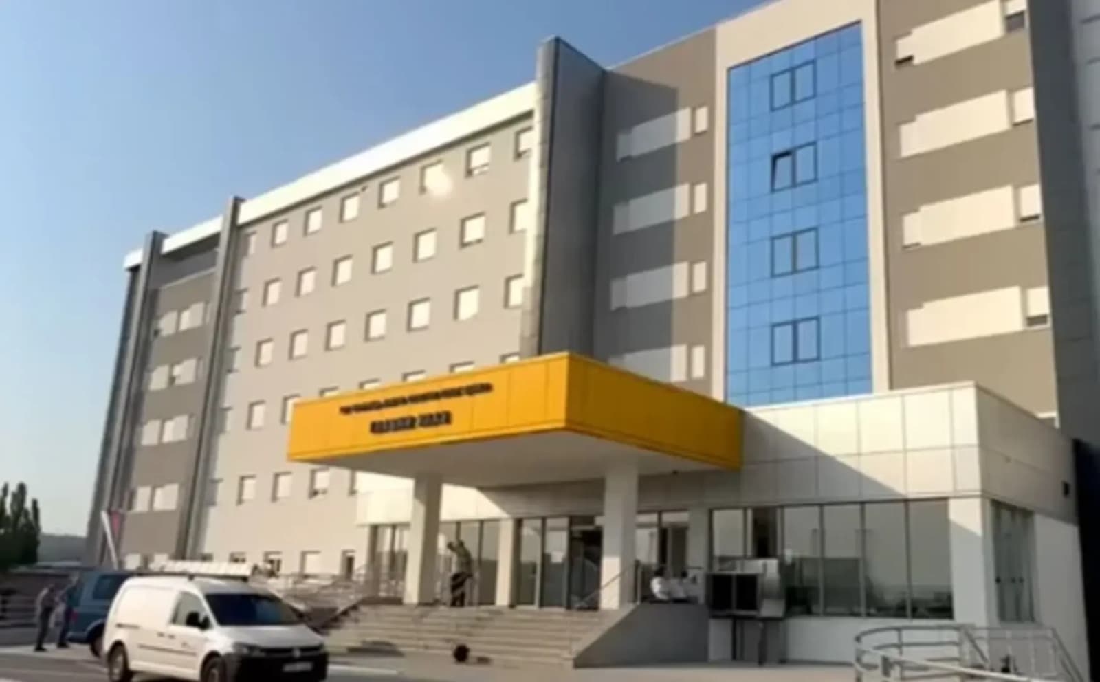 Trudnica u bolnici u Doboju tvrdi da je doživjela poniženje zbog hidžaba: "Skini tu maramu s glave" - slika 1