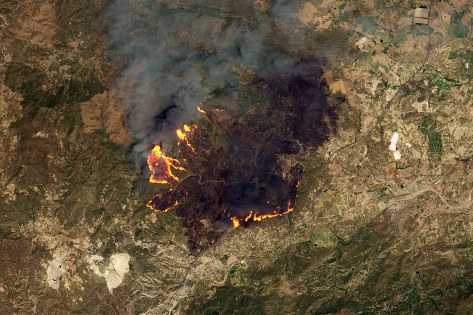 Katastrofalni požari u Španiji postaju politički teret za desnicu - slika 1