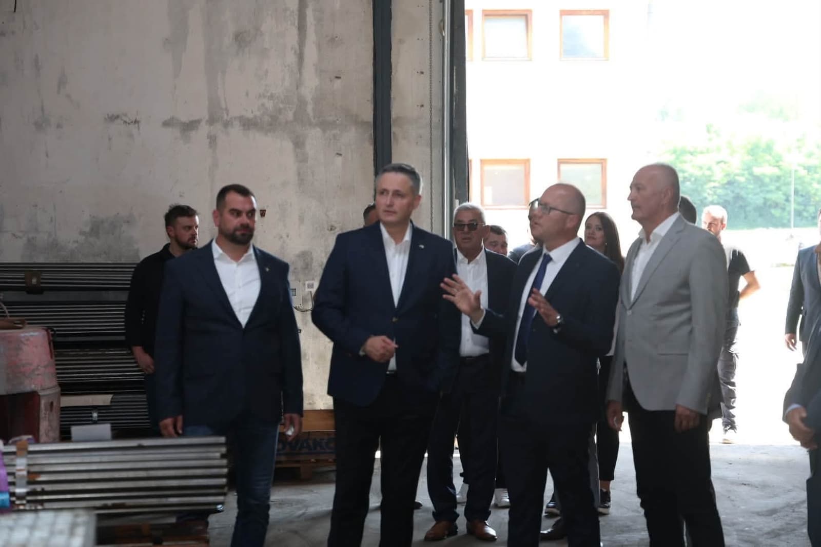 Helez u Bećirović u Bugojnu i Gornjem Vakufu-Uskoplju - slika 1