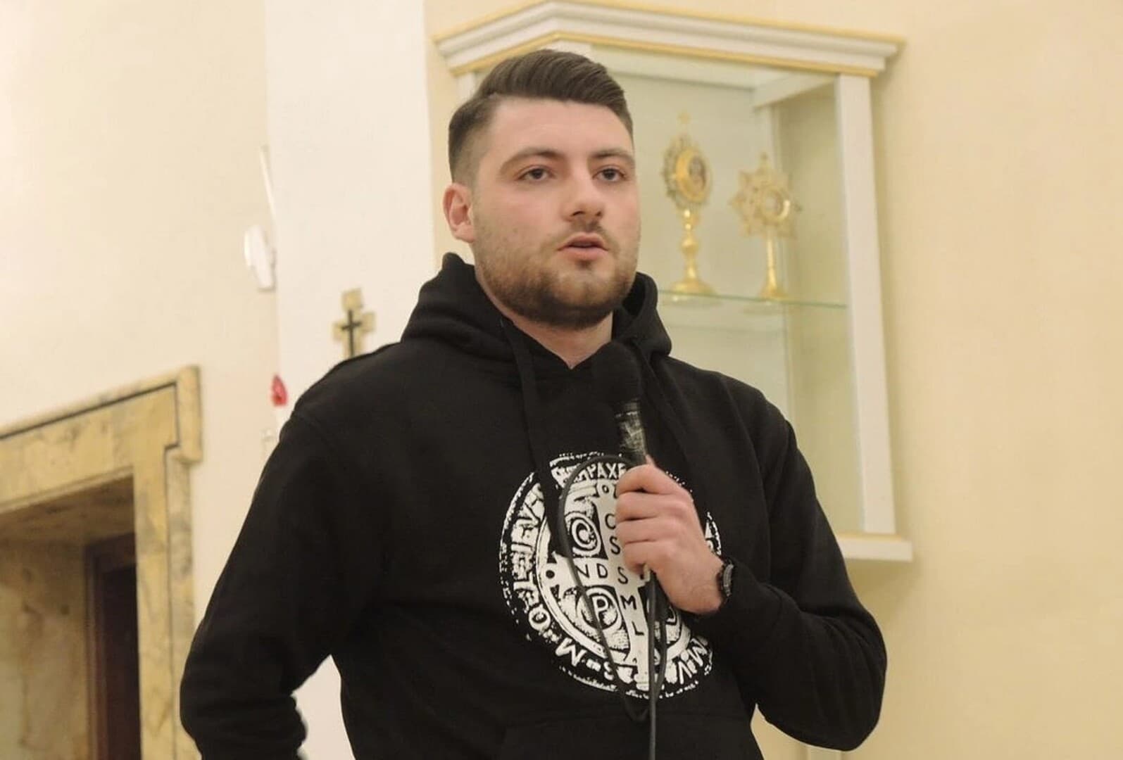 Razočarani HDZ-ovci: Kvragu, ipak je hrišćanin, i to katolik - slika 1