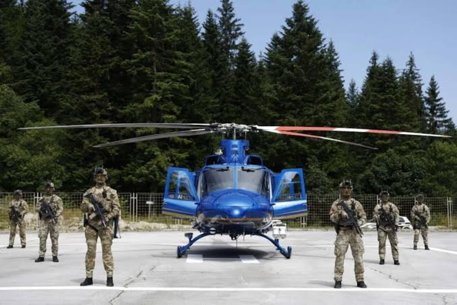 Ambasada SAD: Američki helikopter povećava sigurnost građana Kantona Sarajevo - slika 1