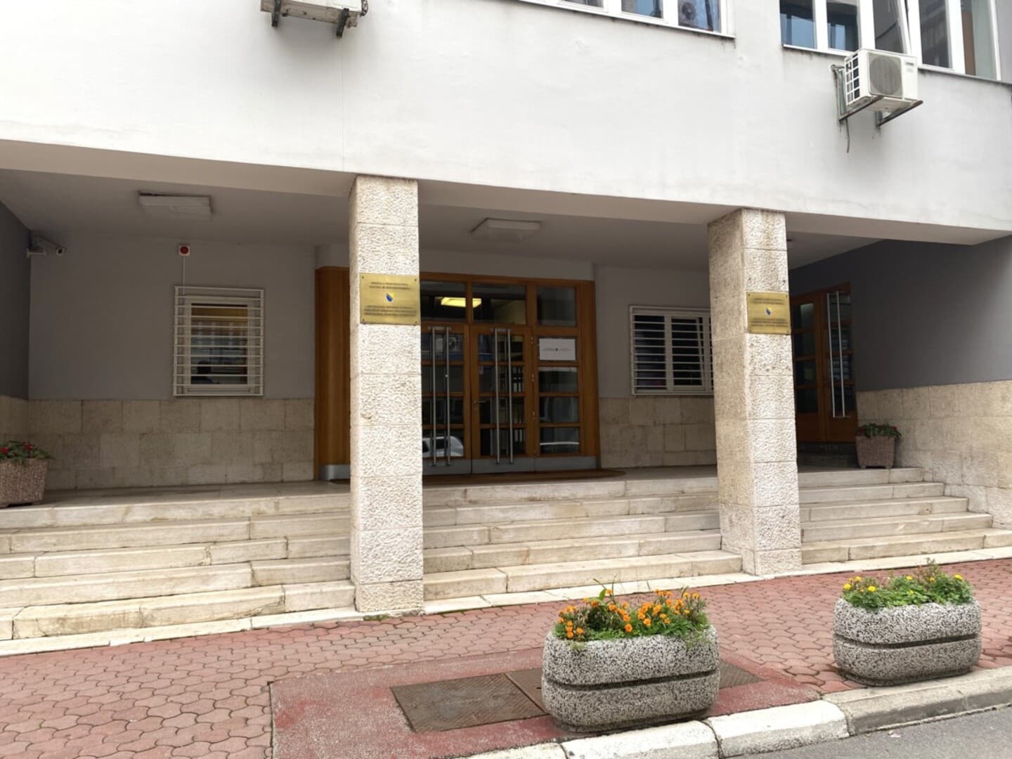 CIK BiH potvrdio: Za glasanje iz inostranstva registrovana 48.074 birača - slika 1
