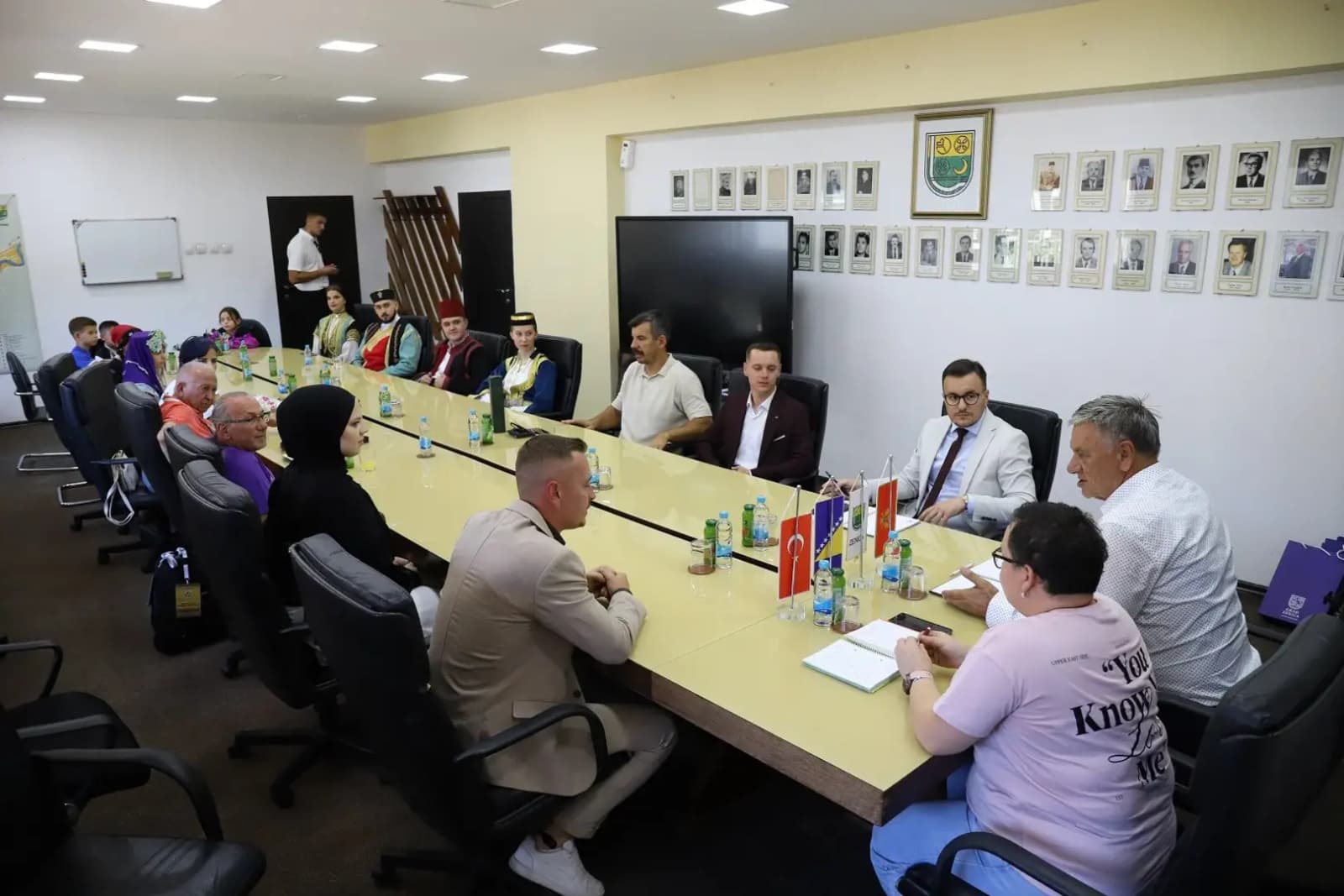 Gradonačelnik Kasumović ugostio učesnike 12. Međunarodnog festivala „Mošćanica fest“ - slika 1