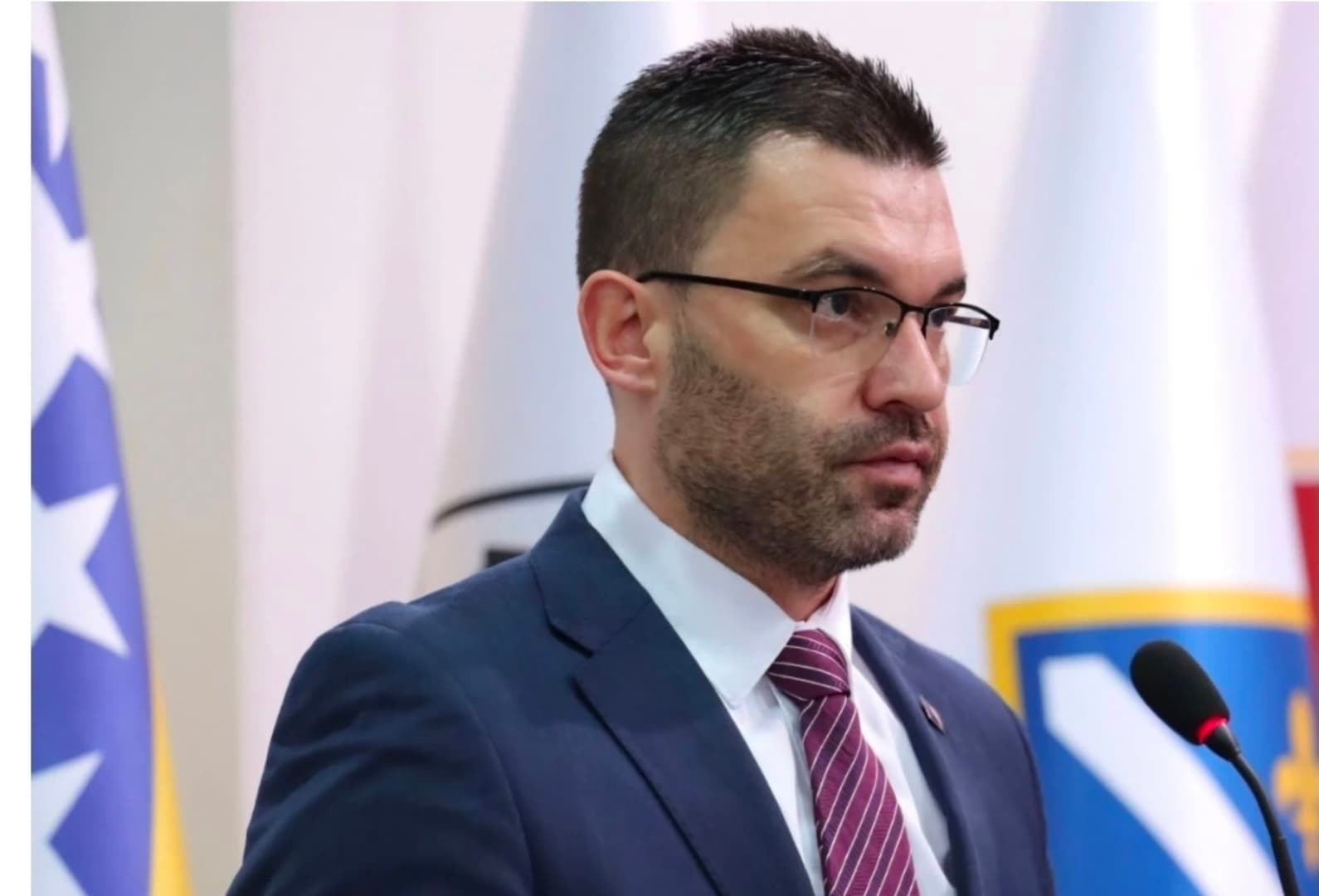 Džananović: Ozbiljan i nedopustiv pritisak na MC Srebrenica i ljude koji istražuju genocid - slika 1
