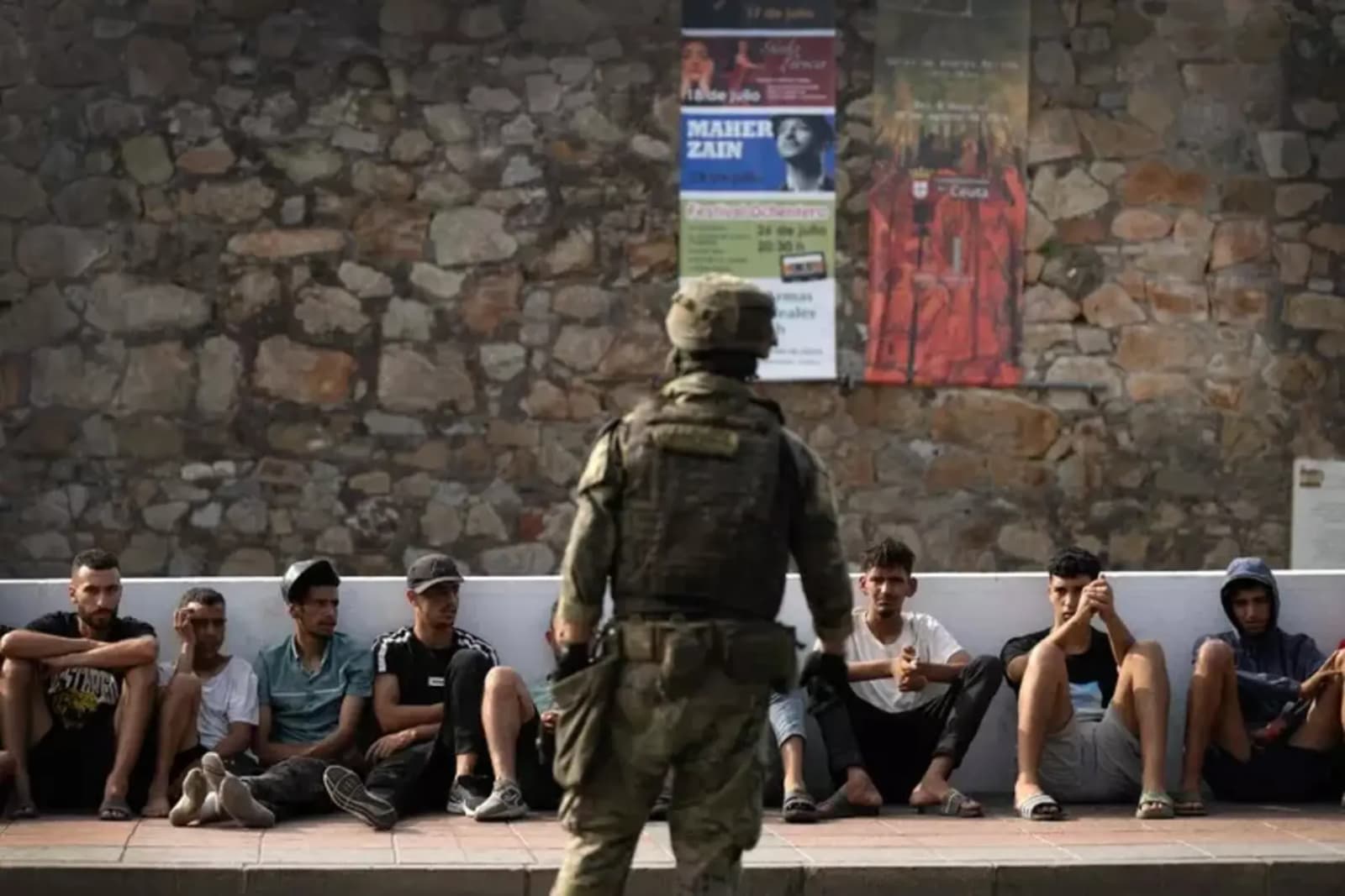 Spajić odbacio navode: Crna Gora neće prihvatiti centre za migrante - slika 1