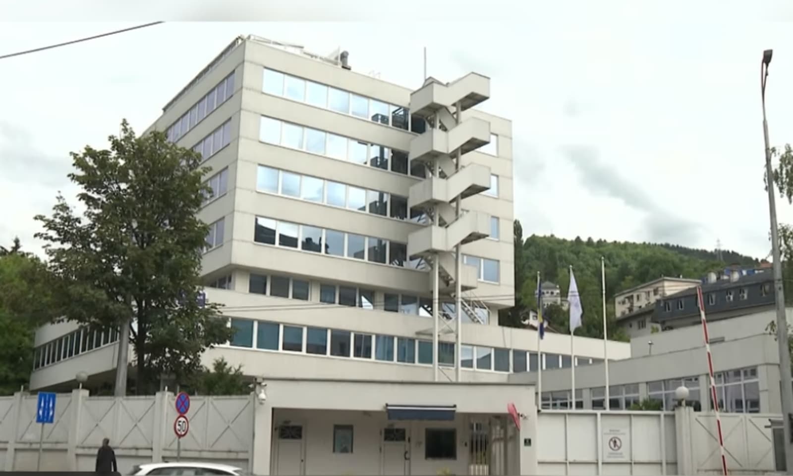 Dok se bliže izbori: Bosna i Hercegovina bez visokog predstavnika - slika 1