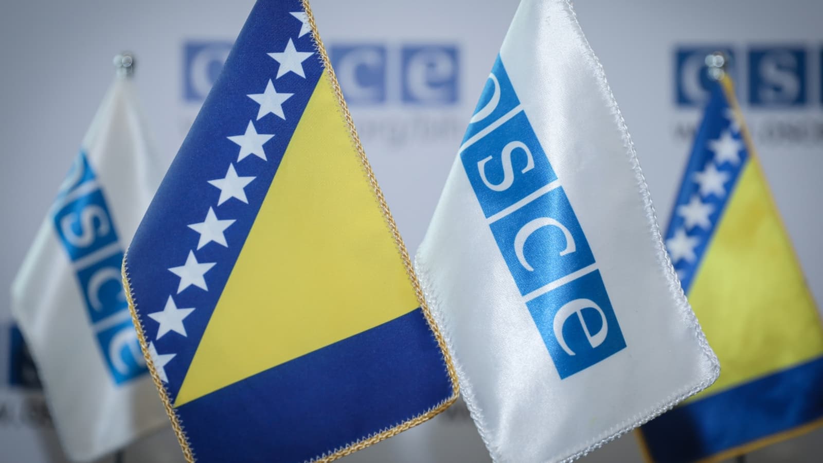 OSCE osudio napad na ekipu RTV BN u Doboju - slika 1
