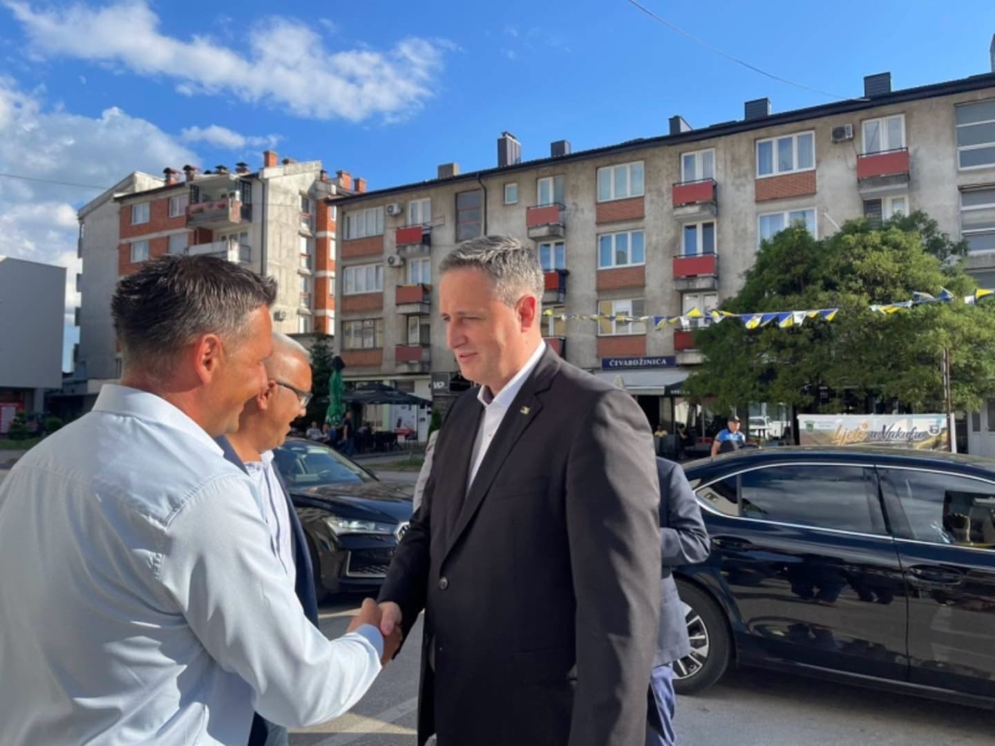 Svi Bećirovićevi kilometri: Kako se pred izbore sjetio građana - slika 1