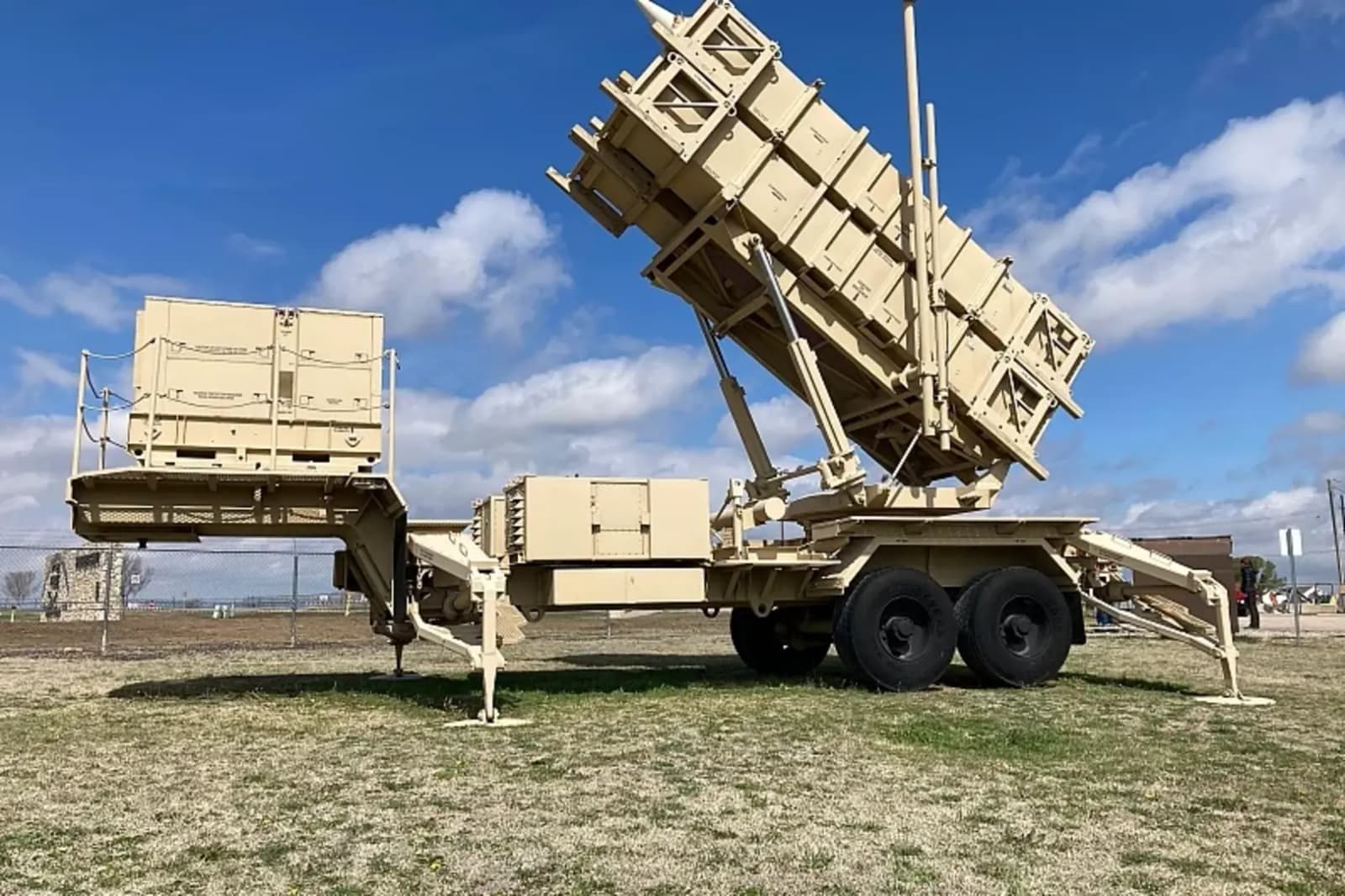 Pentagon traži bržu proizvodnju oružja zbog smanjenih američkih zaliha projektila - slika 1