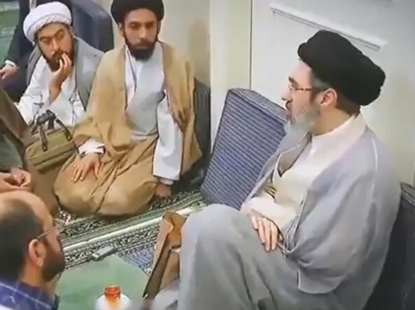 Objavljen prvi snimak Mojtabe Hamneija nakon dugo vremena - slika 1