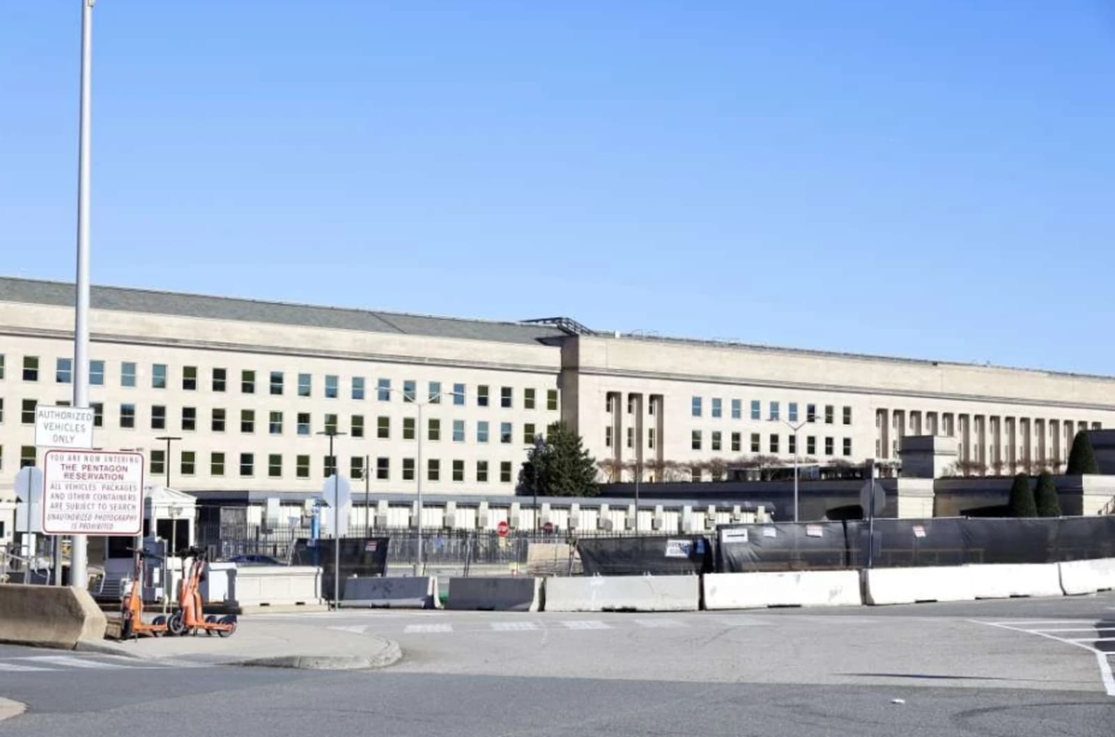 Pentagon pozvao američke odbrambene firme da ubrzaju proizvodnju oružja usred iscrpljenih zaliha - slika 1