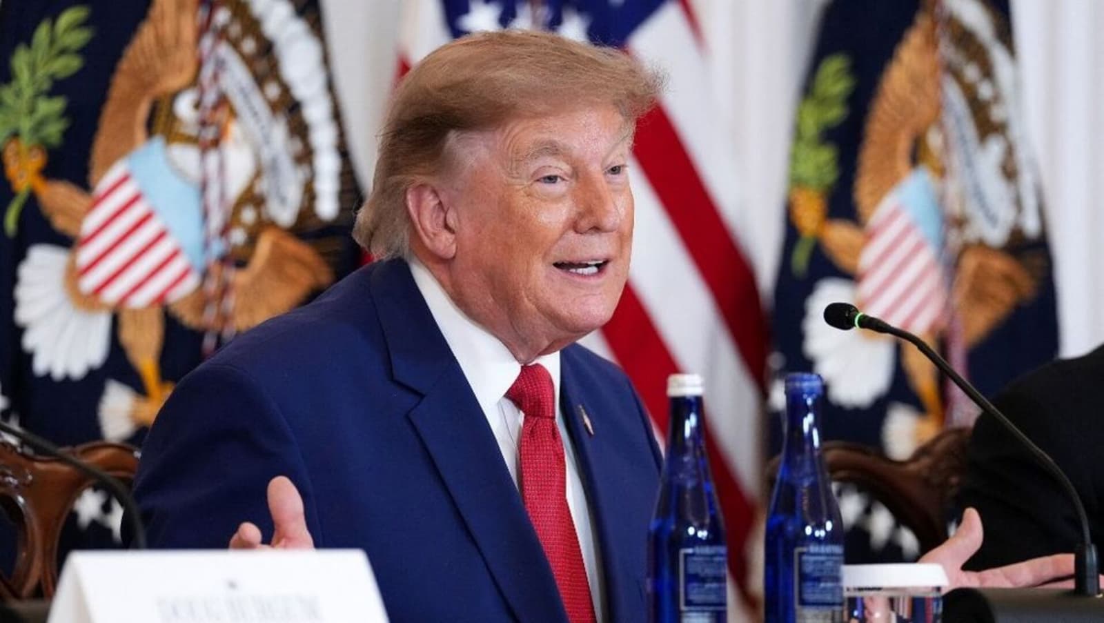 Zapeli pregovori, Trump odgovara: "S njima pregovaramo samo djelomično" - slika 1