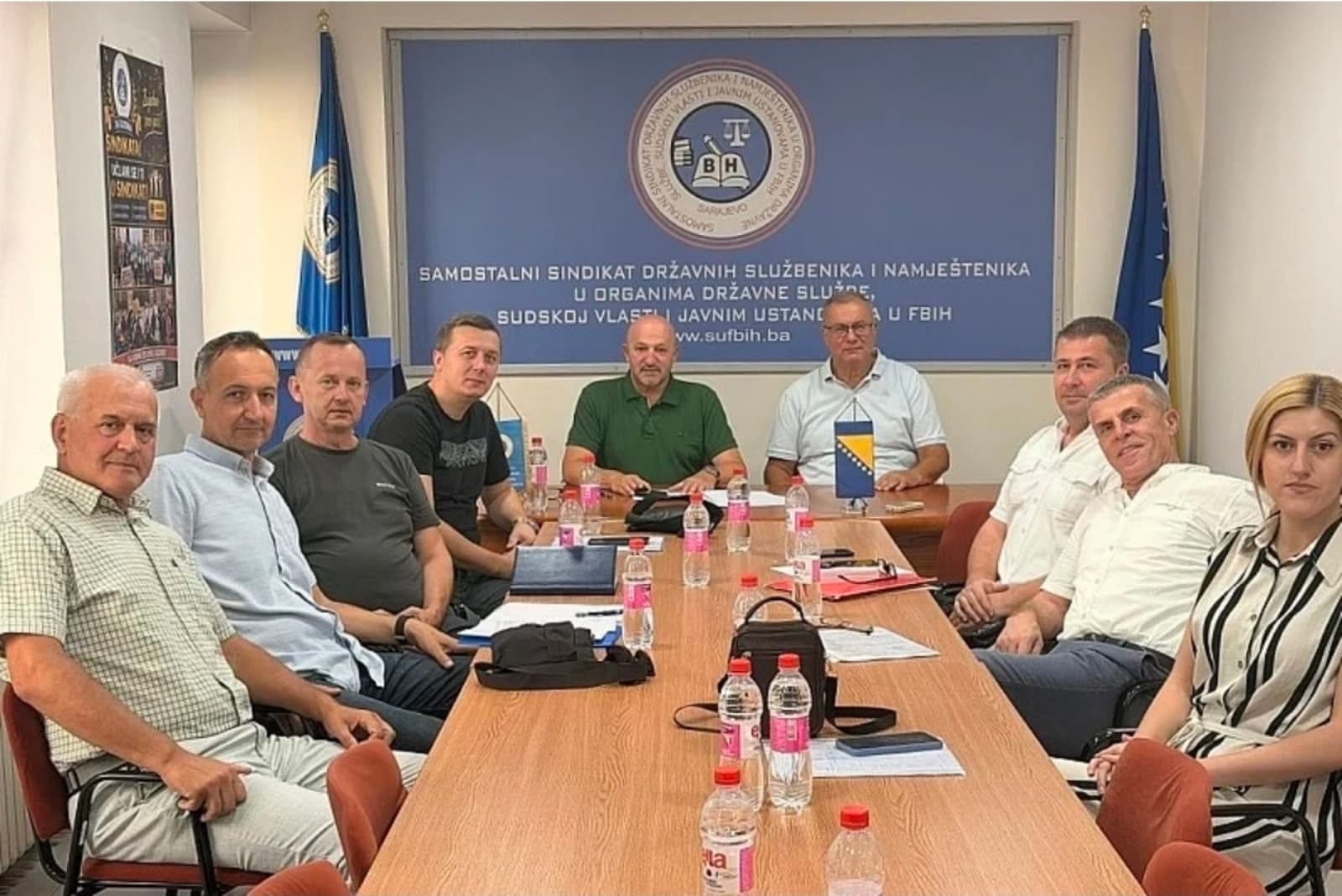Uposlenici Porezne uprave Federacije BiH idu u štrajk: Nezadovoljni plaćama i obimom rada - slika 1
