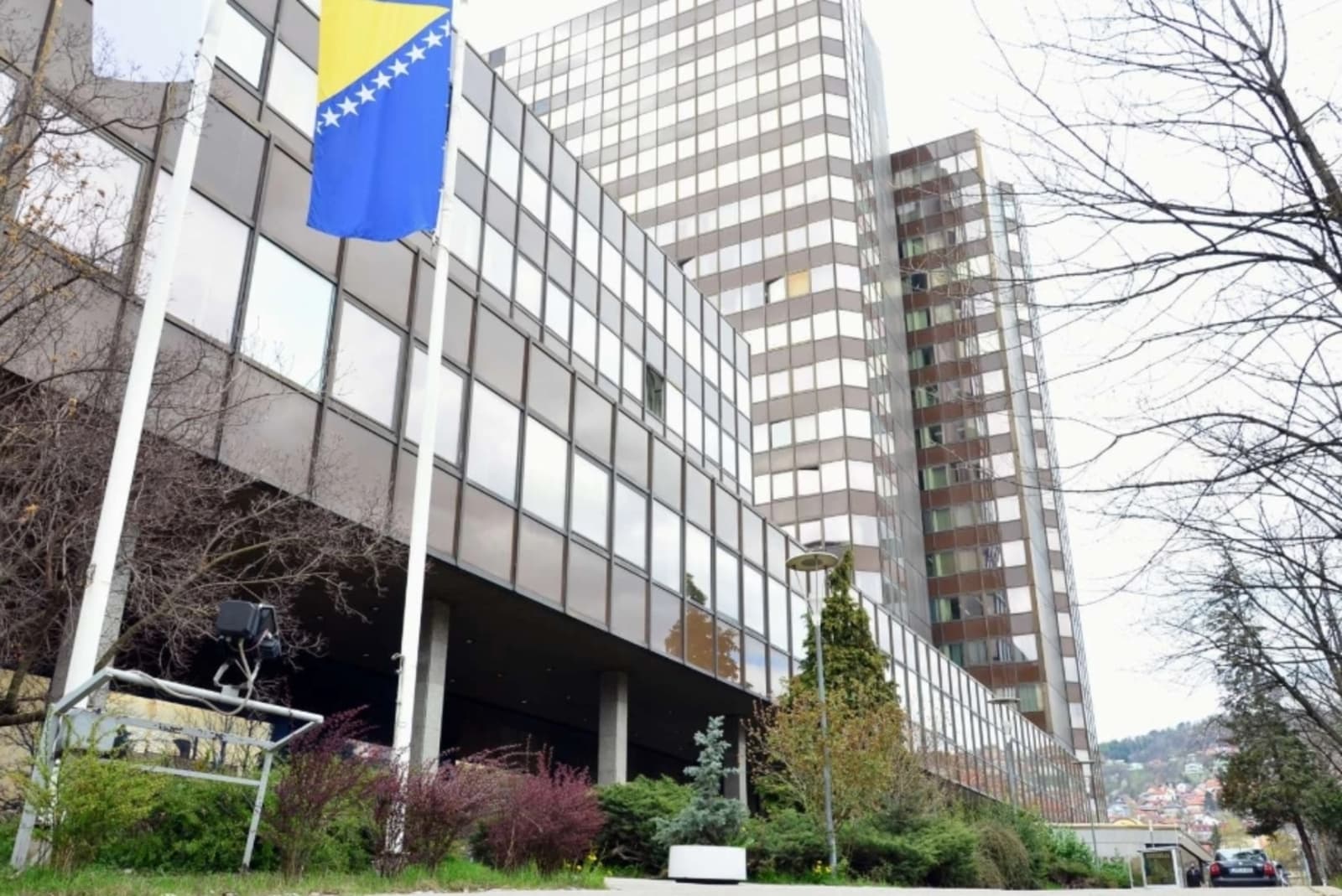 Sistem koji provjerava sve osim sebe: Kako je Elfada Gutić spajala funkcije izvršne i zakonodavne vlasti - slika 1
