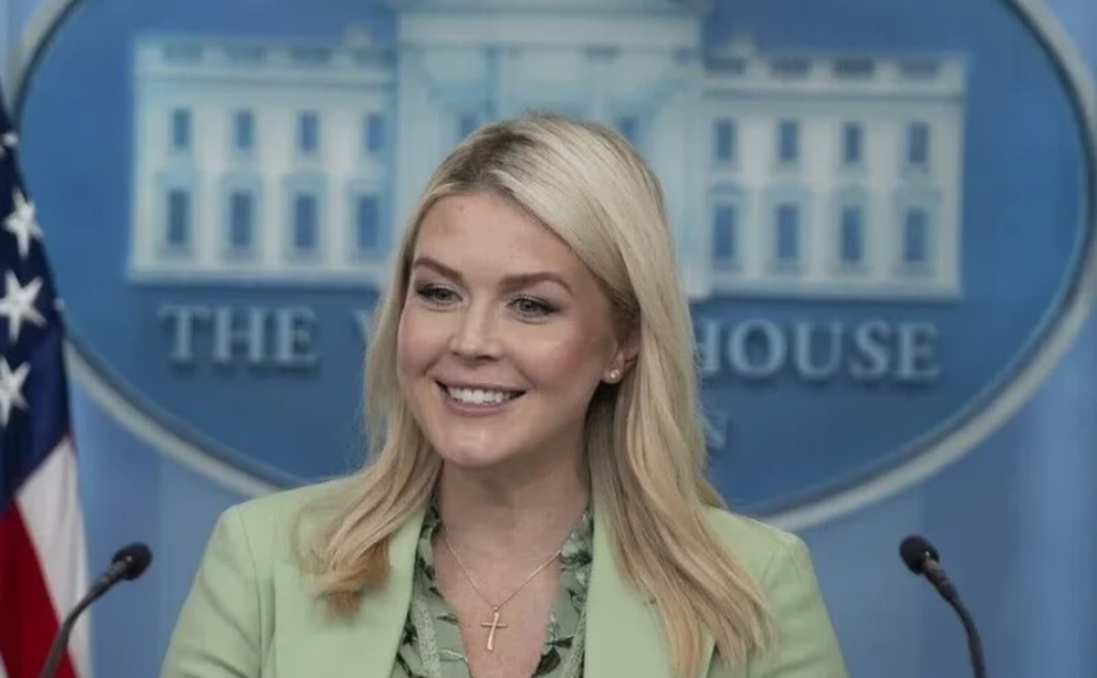 Karoline Leavitt napušta Bijelu kuću: Trump otkrio razlog odlaska glasnogovornice - slika 1