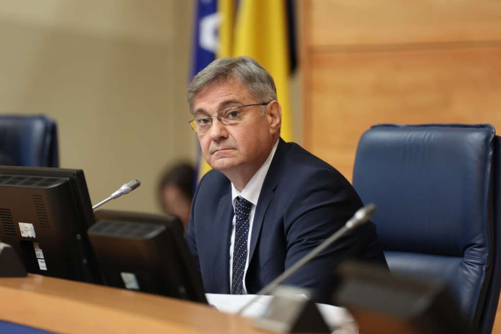 Fukara je zasjela na vrh, hoće i glavu i plećku i rebra - slika 1