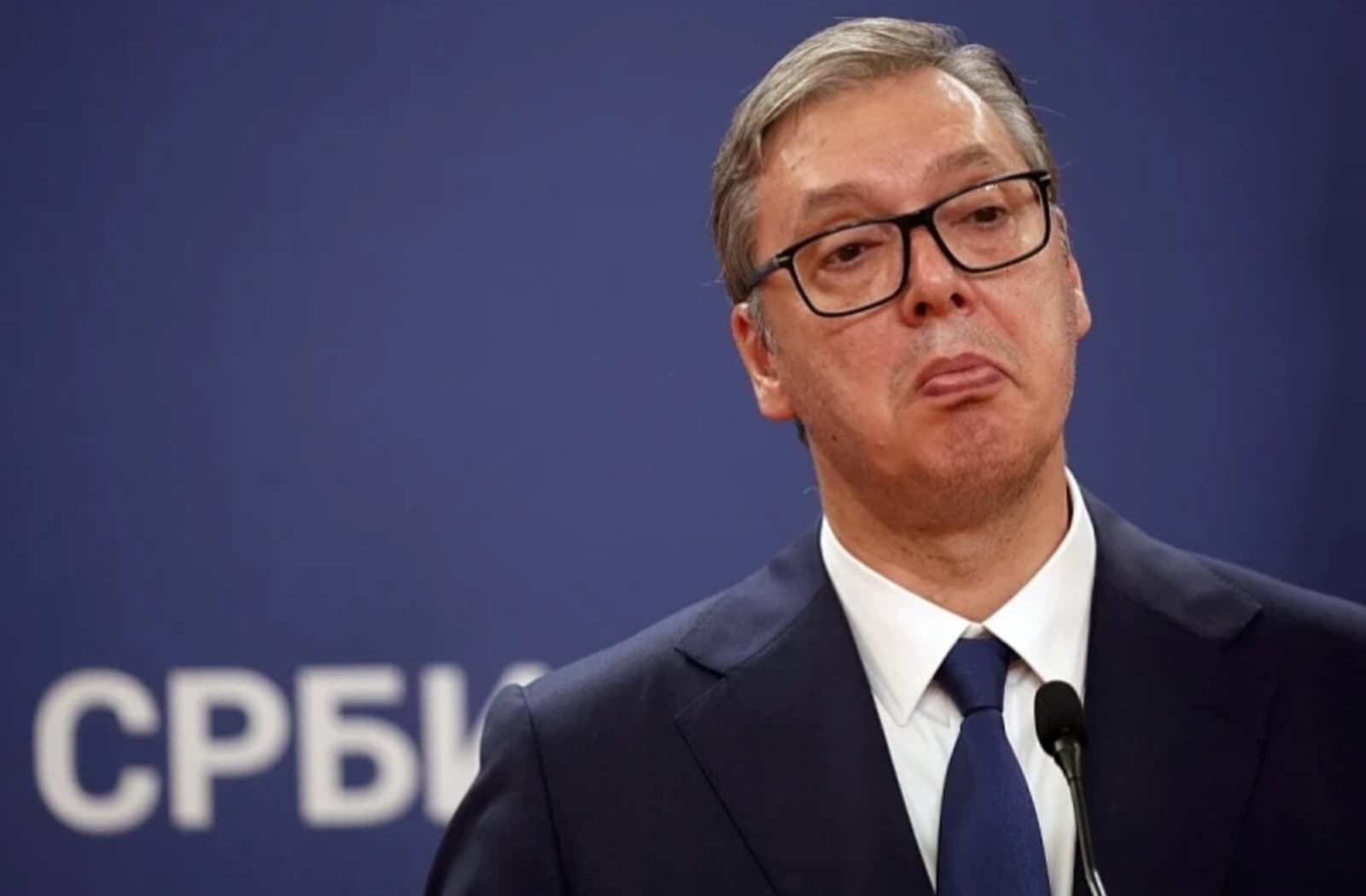 Vučić ne razumije zašto osuđenog ratnog zločinca Ratka Mladića ne žele pustiti iz zatvora - slika 1