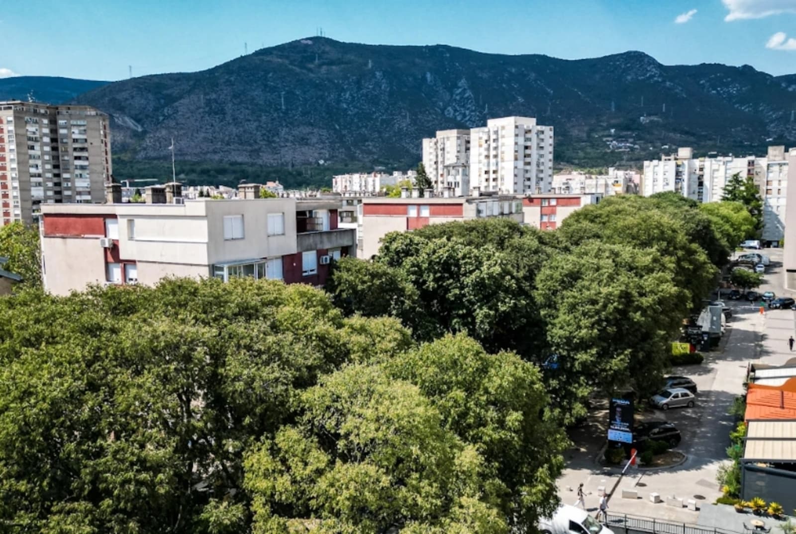 Mostarci će raspravljati o tome kome pripadaju dvorišta oko stambenih zgrada - slika 1