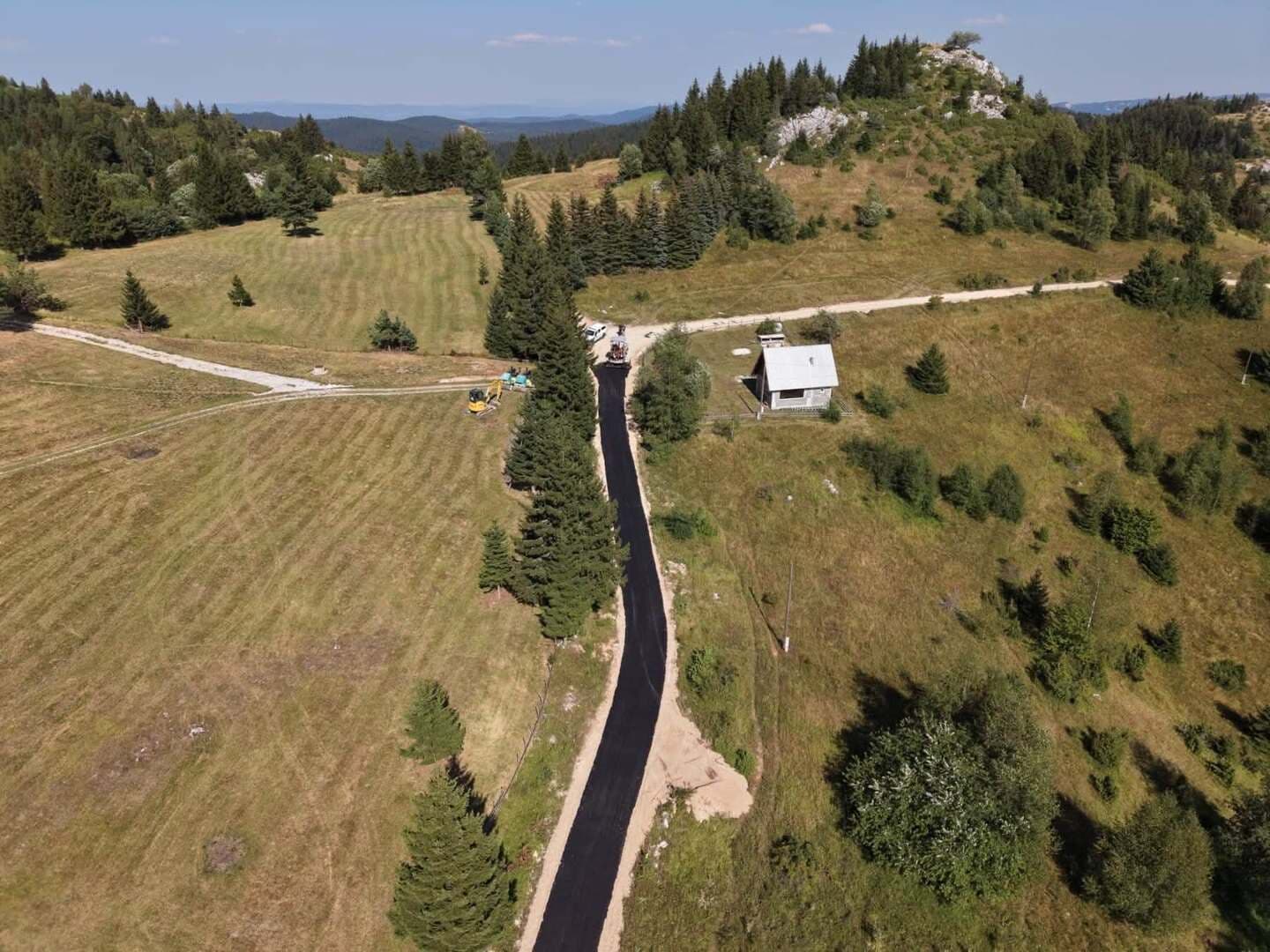 Završeno asfaltiranje puta Crijepoljsko – Lakići u Mošćanici - slika 1