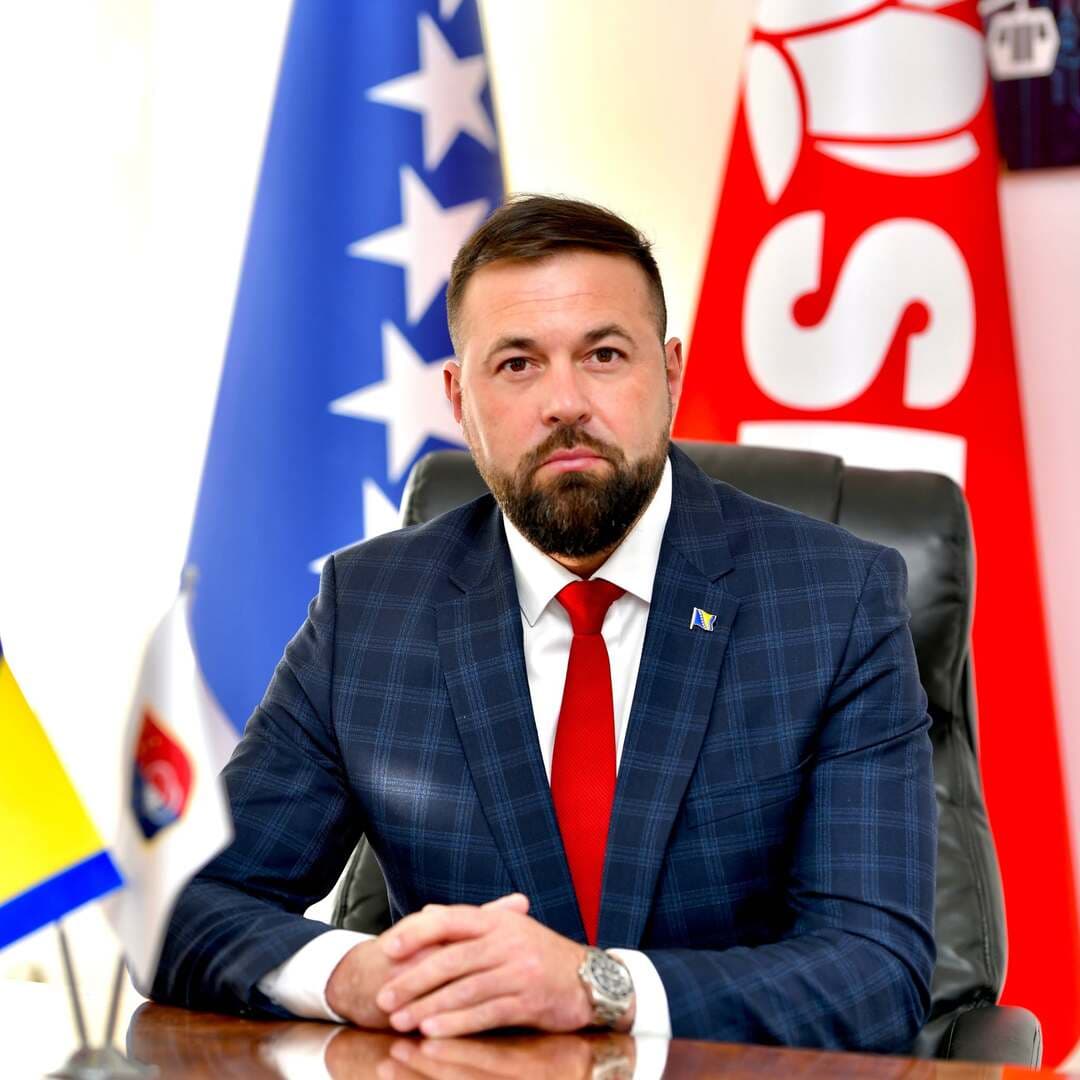 Ministar Magoda oglasio se nakon hapšenja sina - slika 1