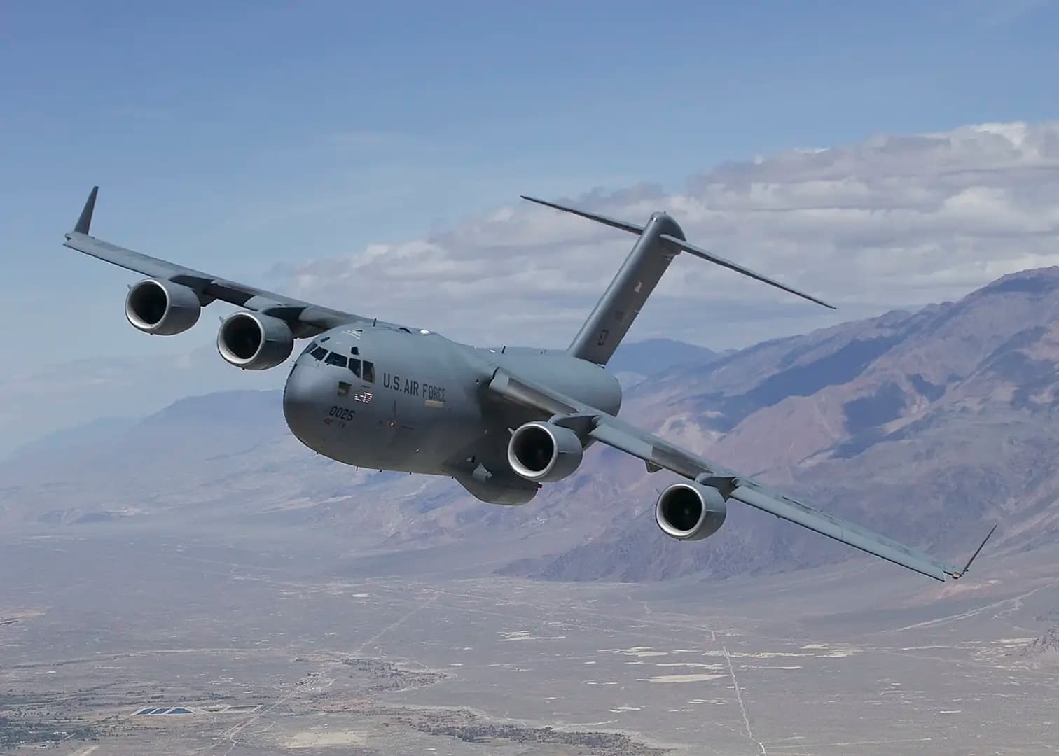 Američki vojni avion sletio u Moskvu, direktor CIA-e John Ratcliffe navodno u Rusiji - slika 1