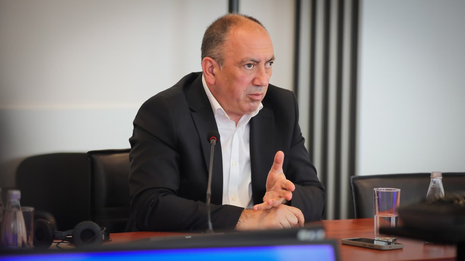 Crnadak: "Patosiranje" ambasadora Srbije mora biti raščišćeno do kraja! - slika 1