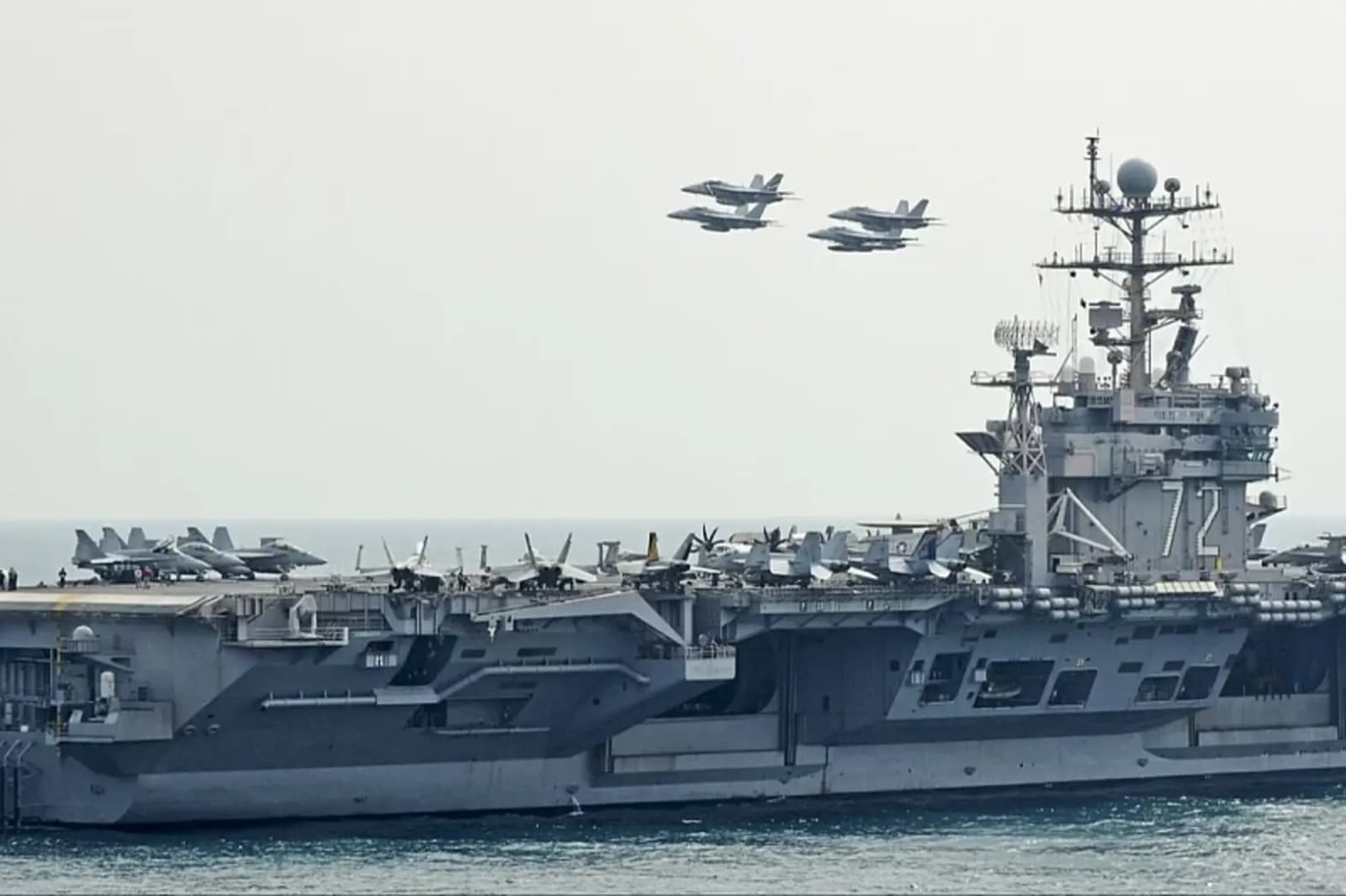 Amerikanci šalju još jedan nosač aviona na Bliski istok zbog dugotrajnog rata s Iranom - slika 1