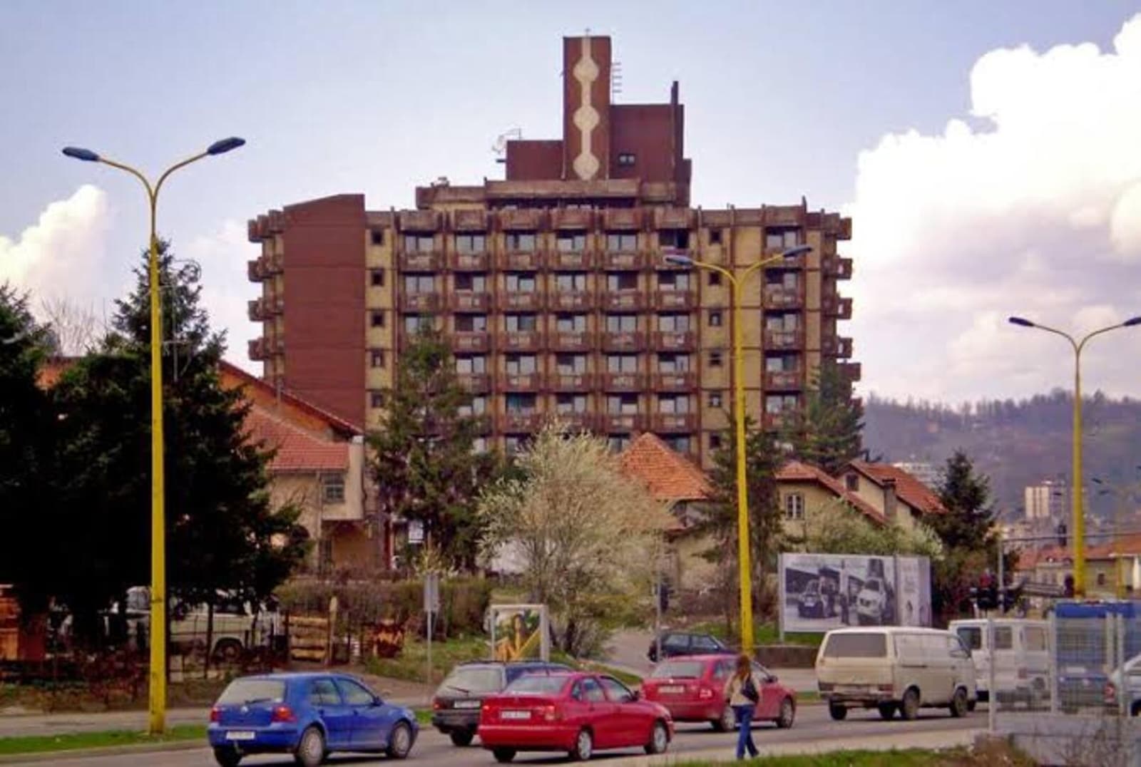 Dom penzionera u Tuzli danas radi nelegalno - slika 1