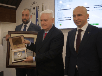 Zeničko-dobojski kanton obilježio svoj dan: Dodijeljena najviša javna priznanja