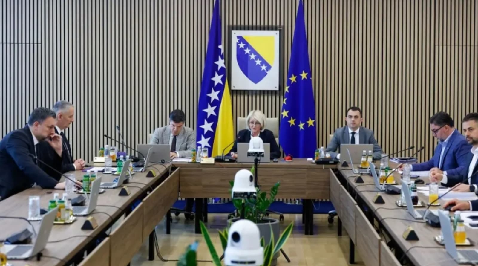 Odgođena sjednica Vijeća ministara BiH koja se trebala održati sutra - slika 1