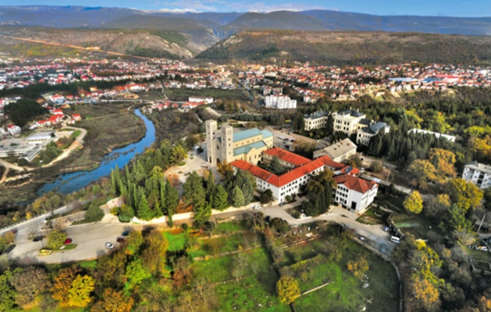 FUP pretresa po nalogu POSKOK-a: Sumnjivi milioni iz Širokog Brijega - slika 1